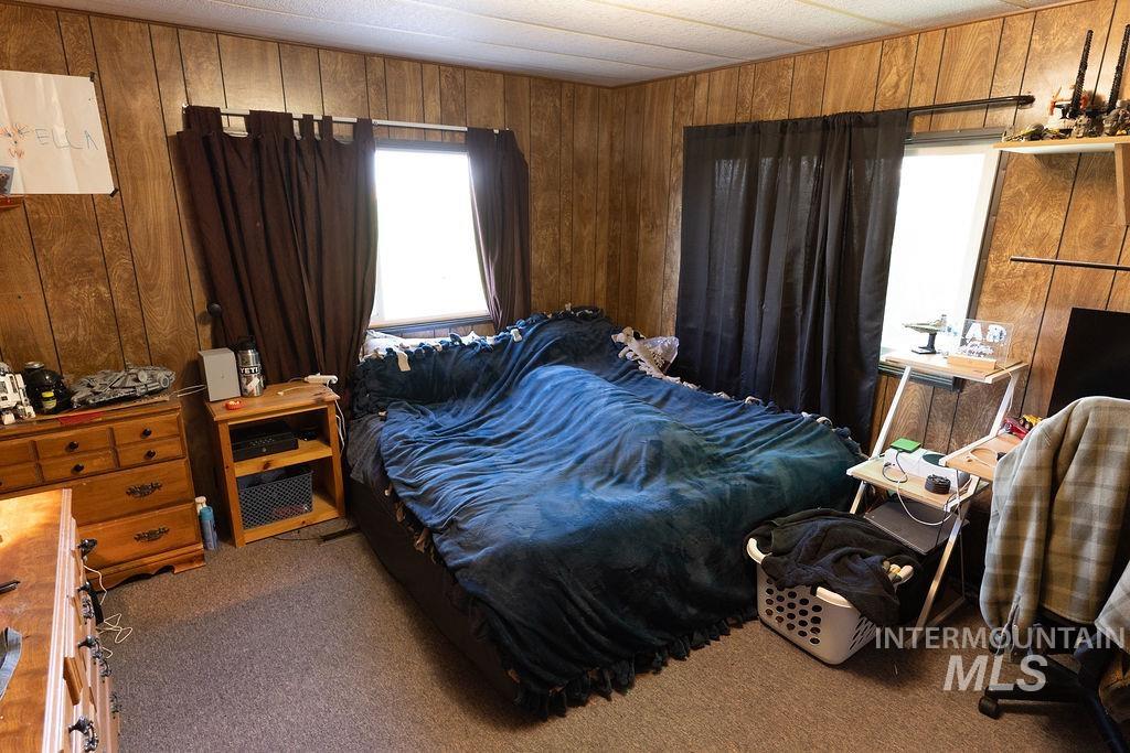 792 N 700 E, Rupert, Idaho 83350-8529, 3 Bedrooms, 2 Bathrooms, Residential For Sale, Price $360,000, 98984911