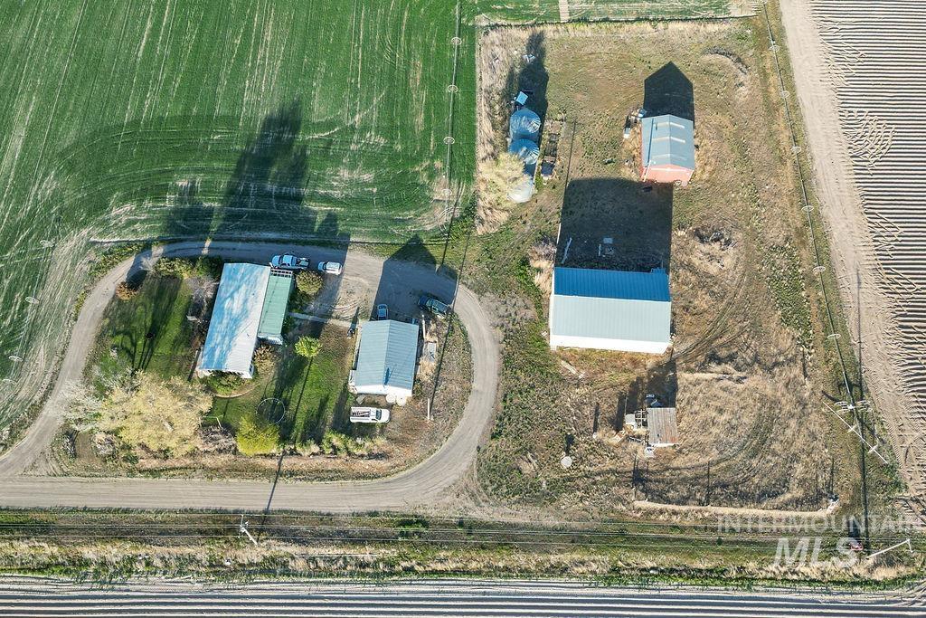 792 N 700 E, Rupert, Idaho 83350-8529, 3 Bedrooms, 2 Bathrooms, Residential For Sale, Price $360,000, 98984911