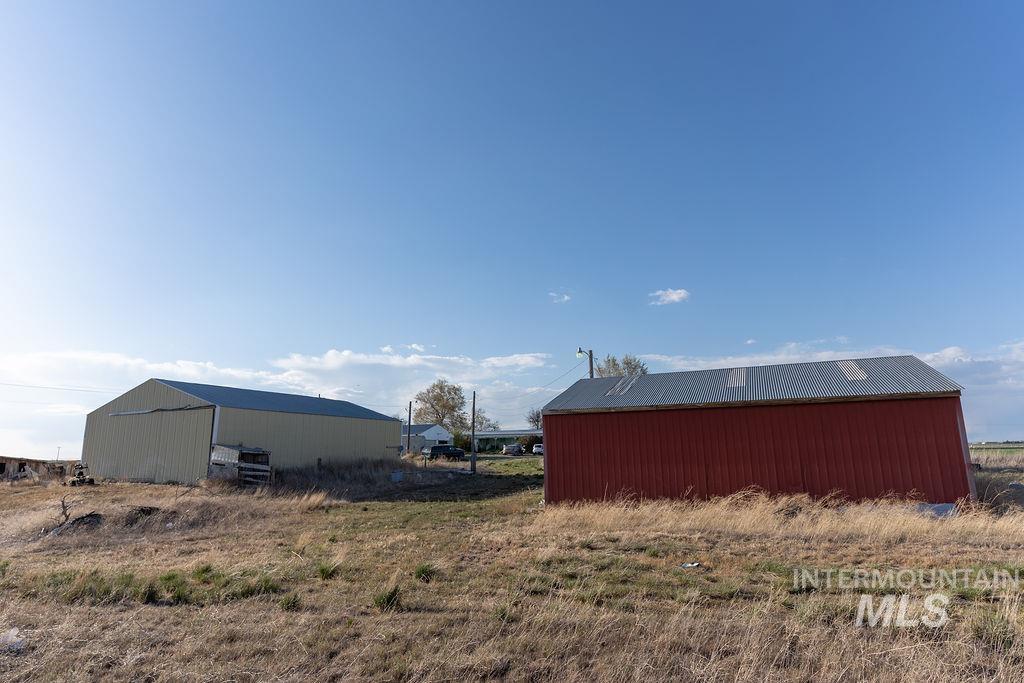 792 N 700 E, Rupert, Idaho 83350-8529, 3 Bedrooms, 2 Bathrooms, Residential For Sale, Price $360,000, 98984911