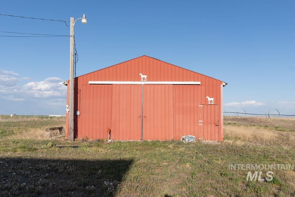 792 N 700 E, Rupert, Idaho 83350-8529, 3 Bedrooms, 2 Bathrooms, Residential For Sale, Price $360,000, 98984911
