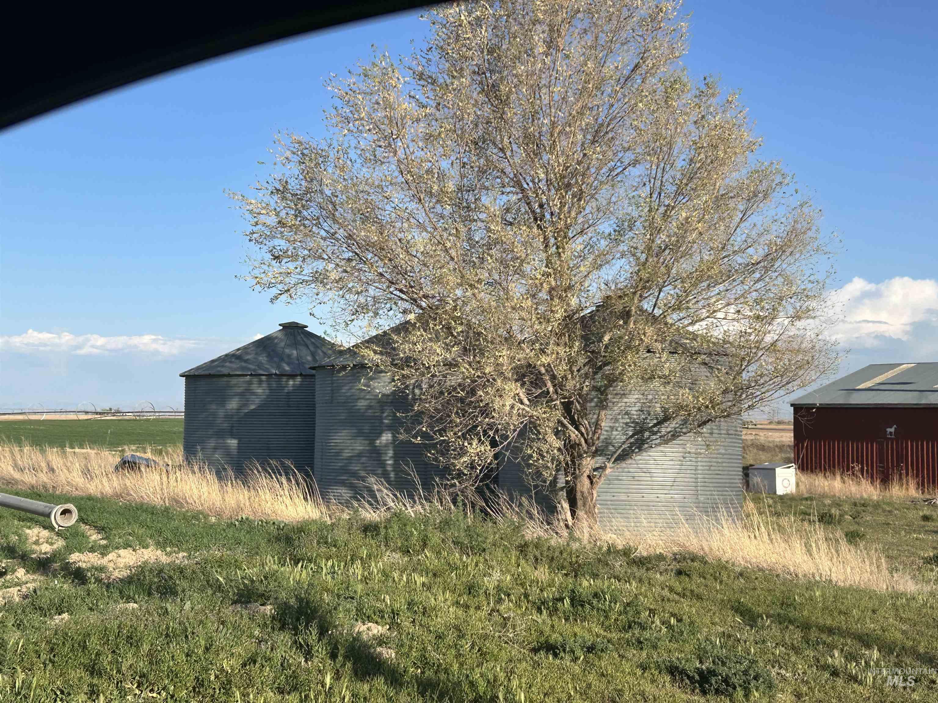 792 N 700 E, Rupert, Idaho 83350-8529, 3 Bedrooms, 2 Bathrooms, Residential For Sale, Price $360,000,MLS 98984911