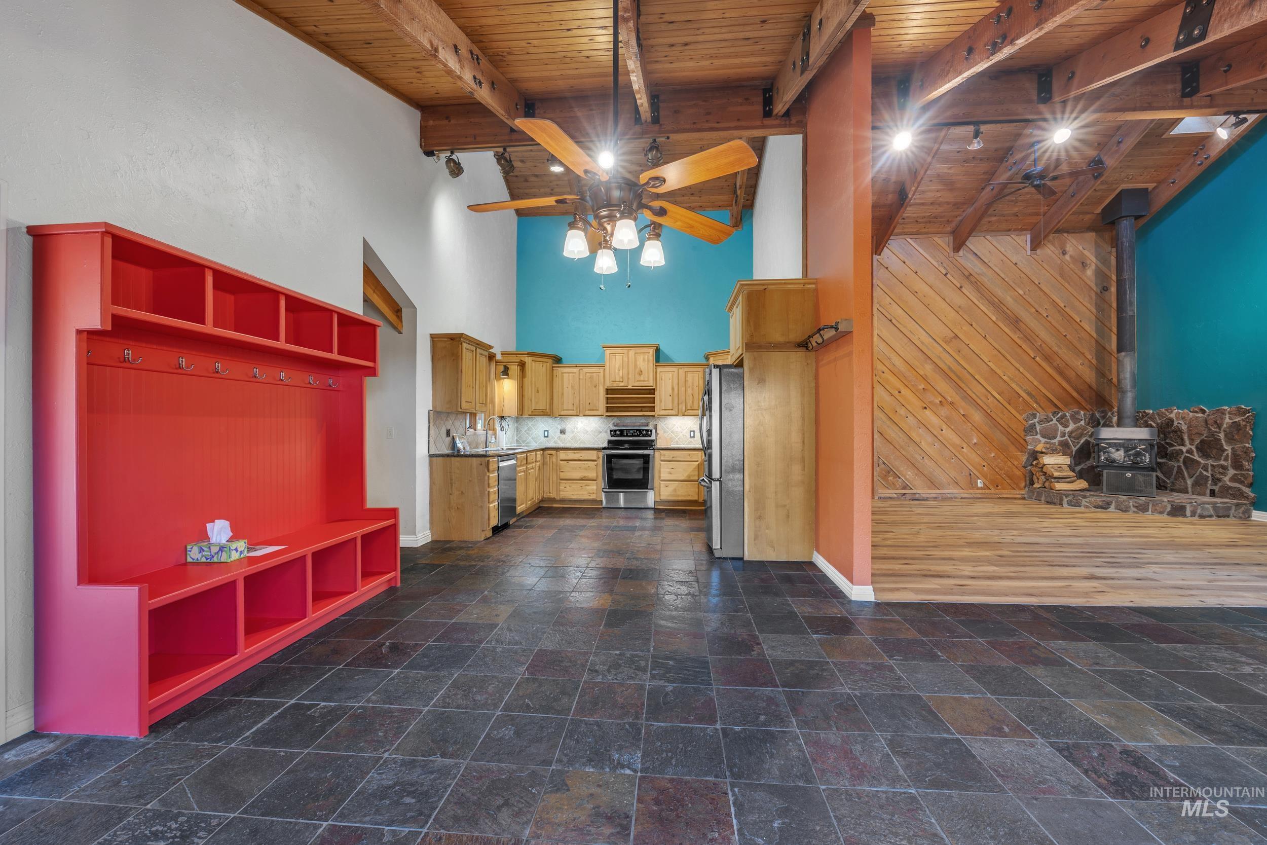 10424 Duck Lane, Nampa, Idaho 83686-999, 5 Bedrooms, 5 Bathrooms, Residential For Sale, Price $900,000, 98984917