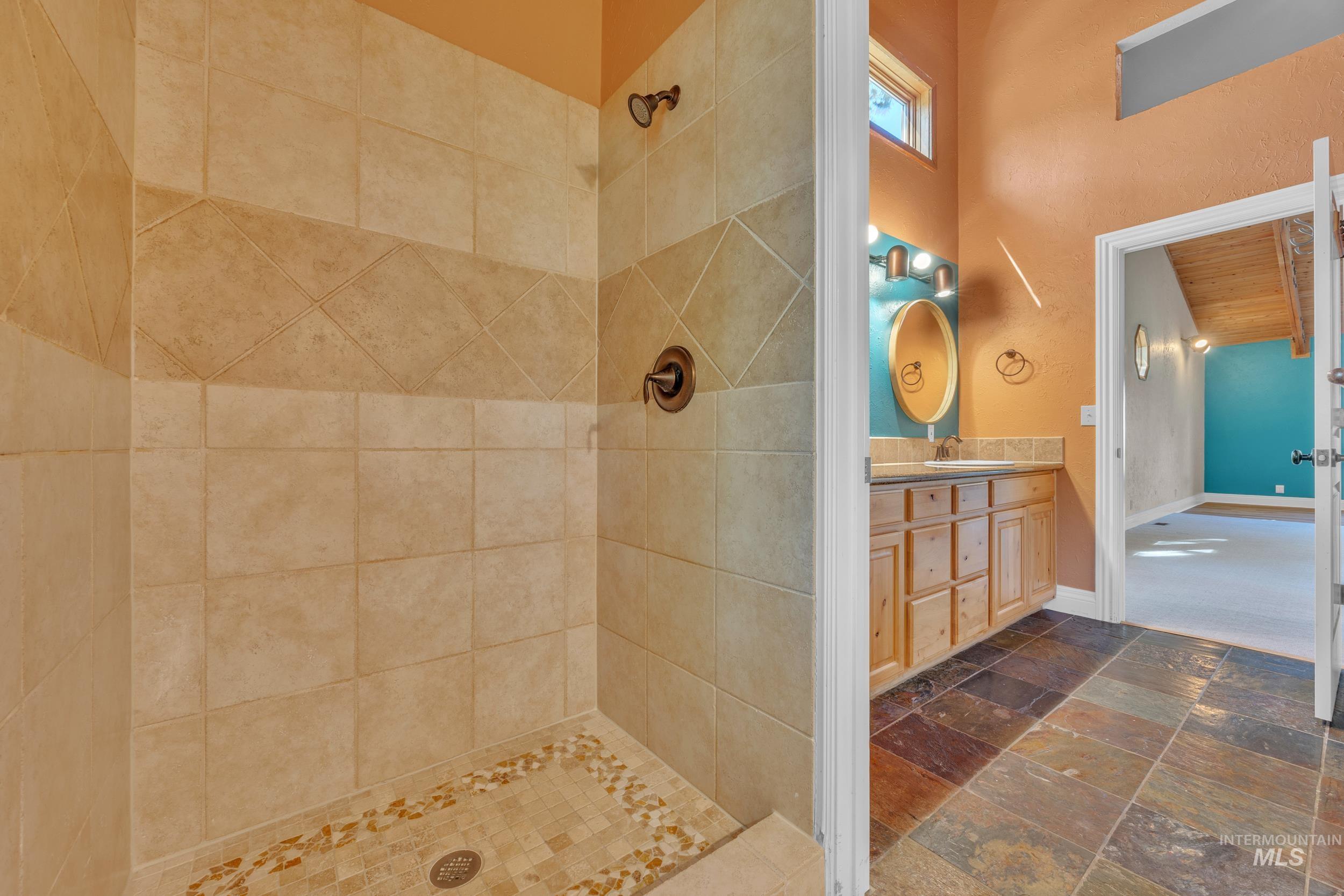 10424 Duck Lane, Nampa, Idaho 83686-999, 5 Bedrooms, 5 Bathrooms, Residential For Sale, Price $900,000, 98984917