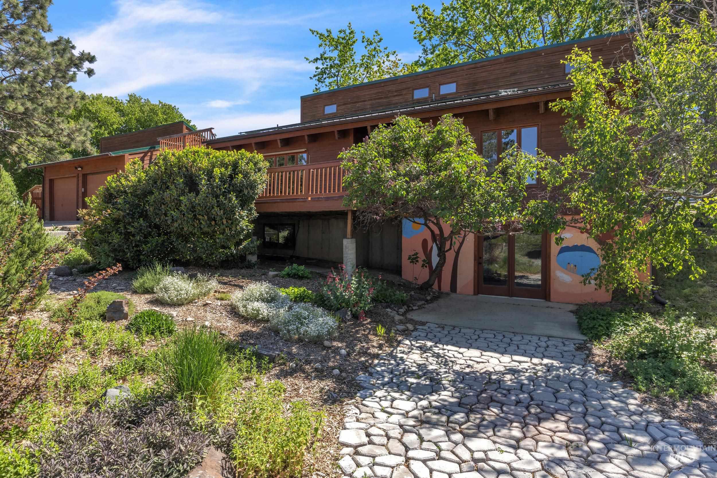 10424 Duck Lane, Nampa, Idaho 83686-999, 5 Bedrooms, 5 Bathrooms, Residential For Sale, Price $900,000, 98984917