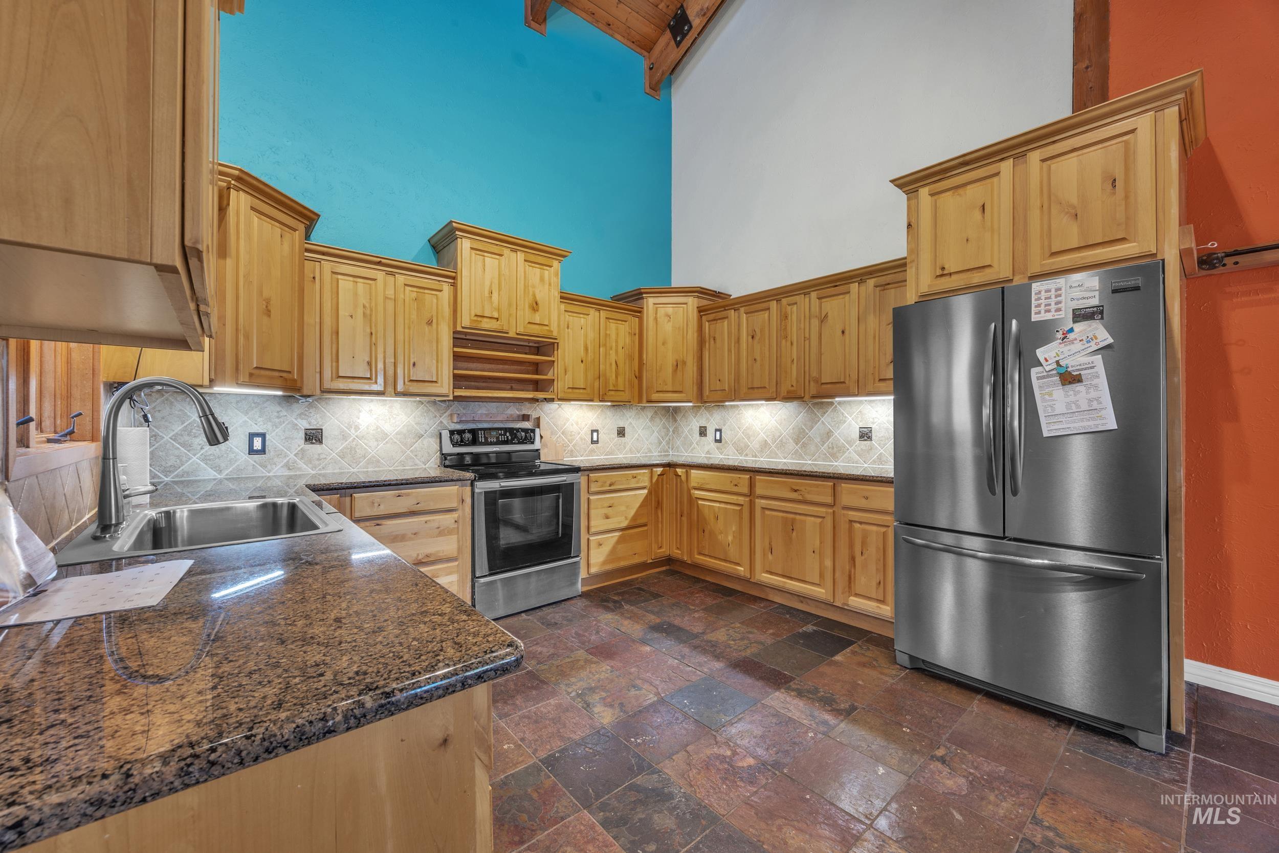 10424 Duck Lane, Nampa, Idaho 83686-999, 5 Bedrooms, 5 Bathrooms, Residential For Sale, Price $900,000, 98984917
