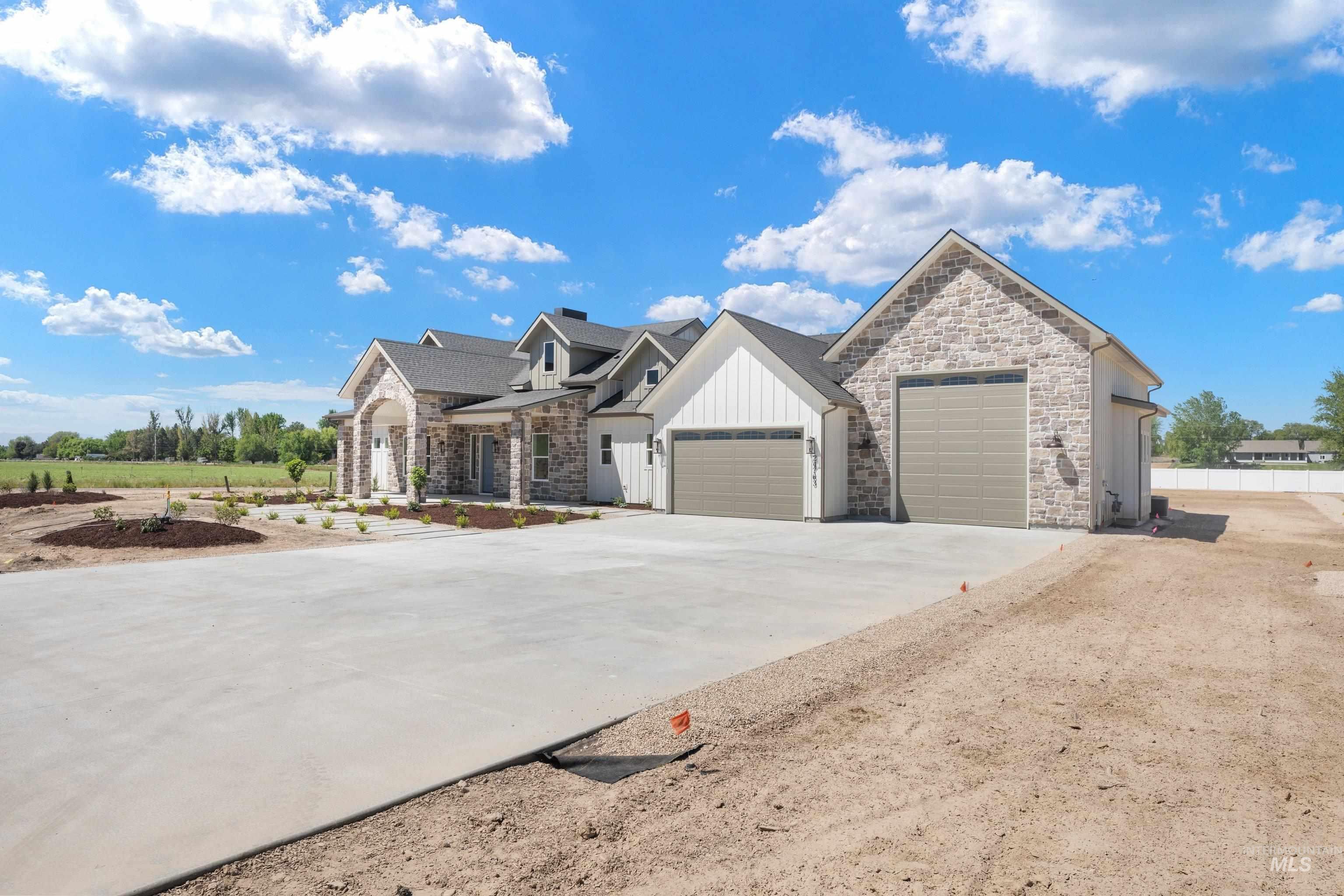 24763 Ardmore Ct, Caldwell, Idaho 83607, 4 Bedrooms, 3 Bathrooms, Residential For Sale, Price $1,275,000, 98984918