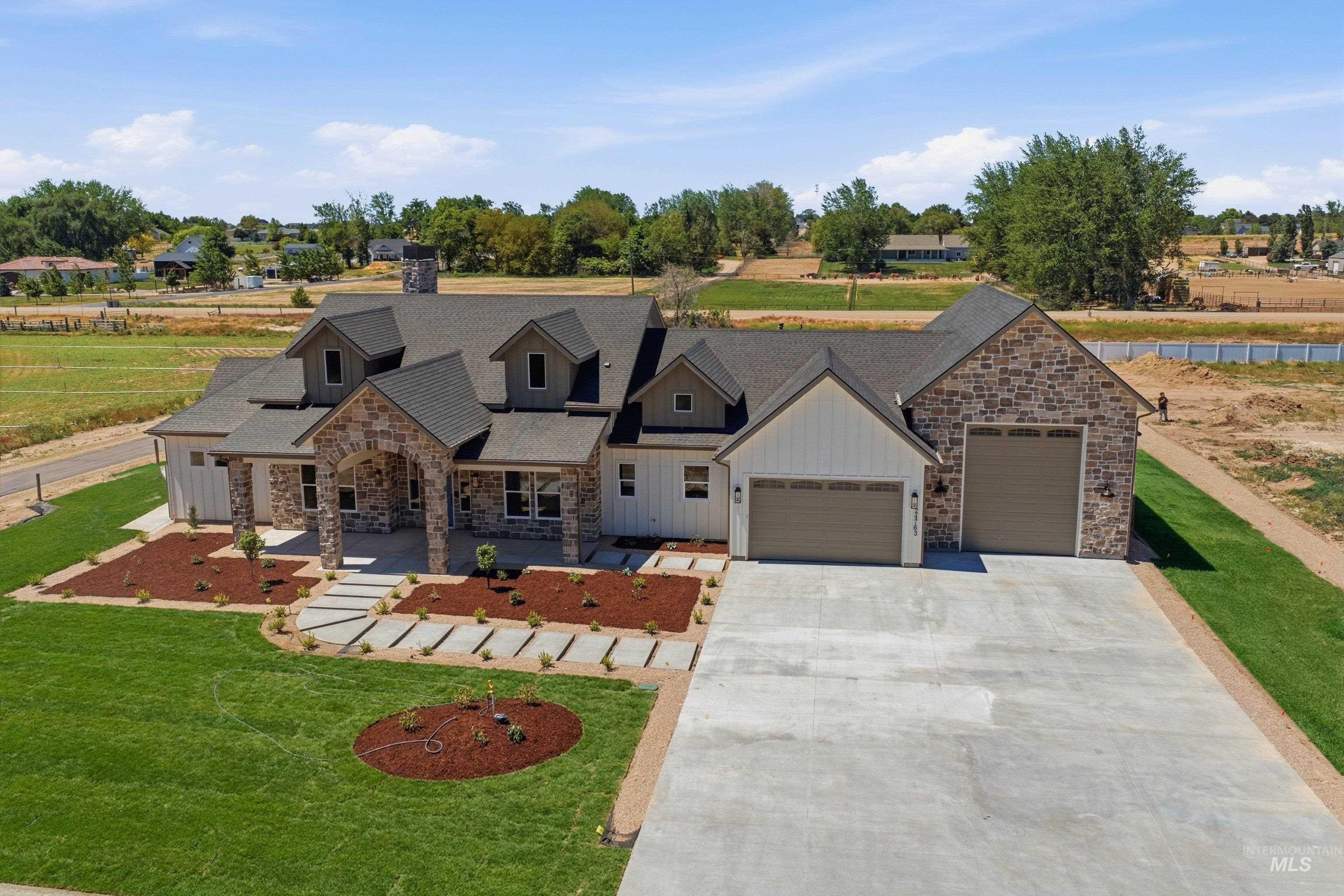 24763 Ardmore Ct, Caldwell, Idaho 83607, 4 Bedrooms, 3 Bathrooms, Residential For Sale, Price $1,275,000, 98984918
