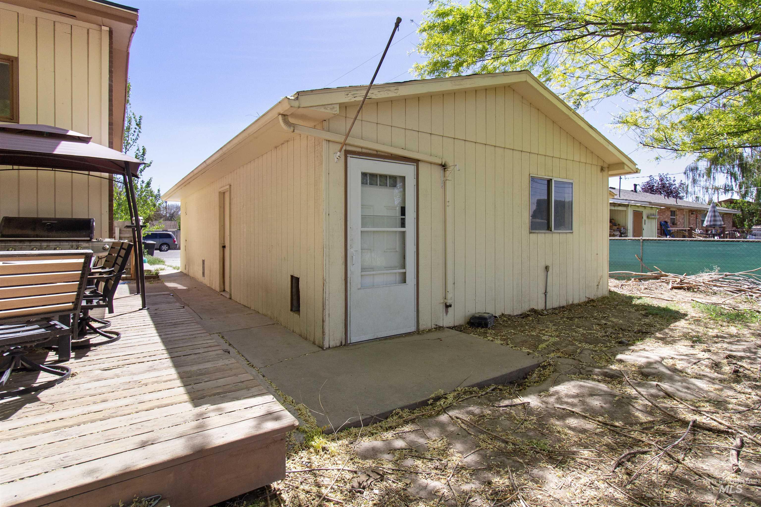 724 Fairmont St, Burley, Idaho 83318, 2 Bedrooms, 2 Bathrooms, Residential For Sale, Price $330,000, 98984919