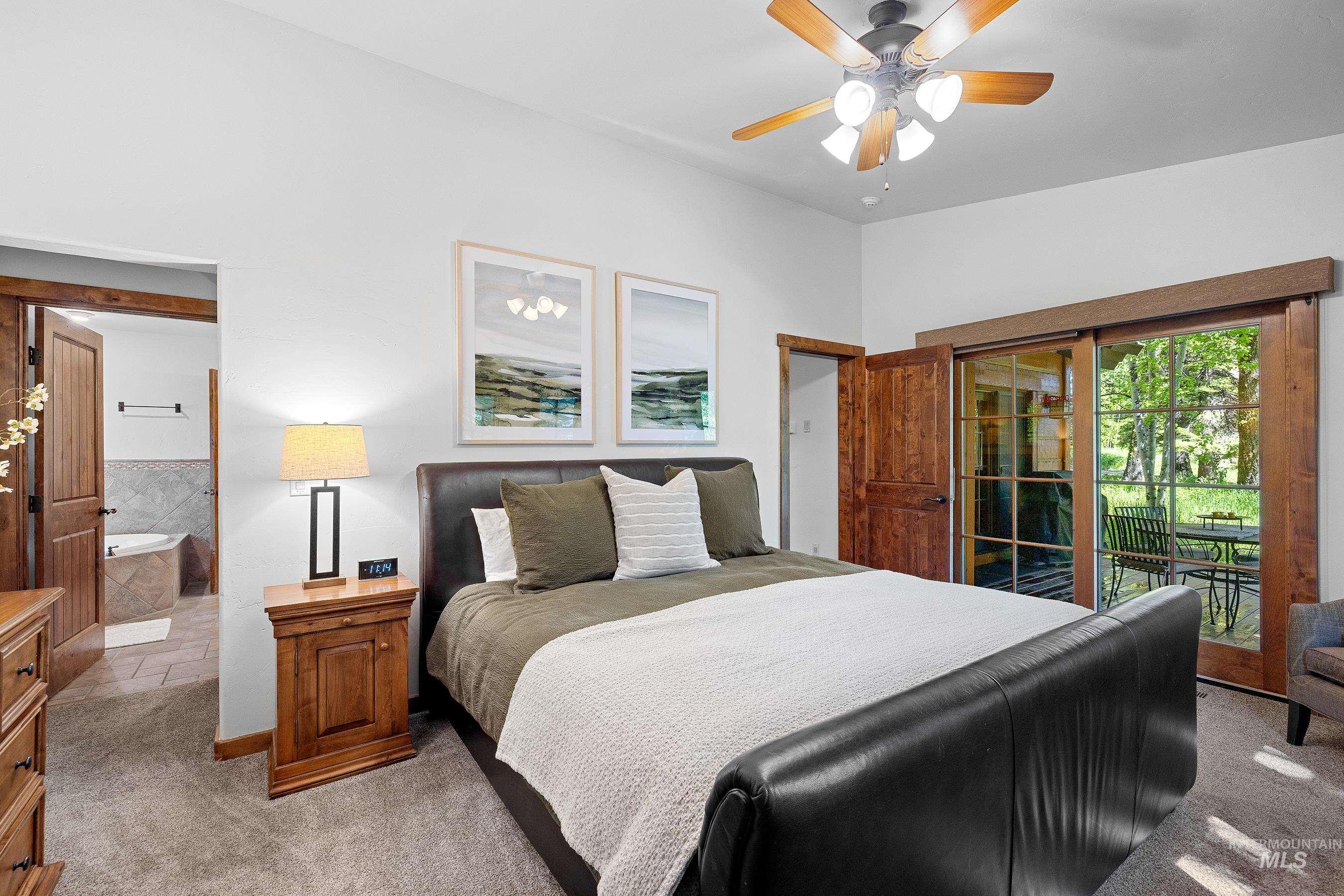 5 Rock Creek Court, Donnelly, Idaho 83615, 2 Bedrooms, 2.5 Bathrooms, Residential For Sale, Price $1,295,000,MLS 98984920