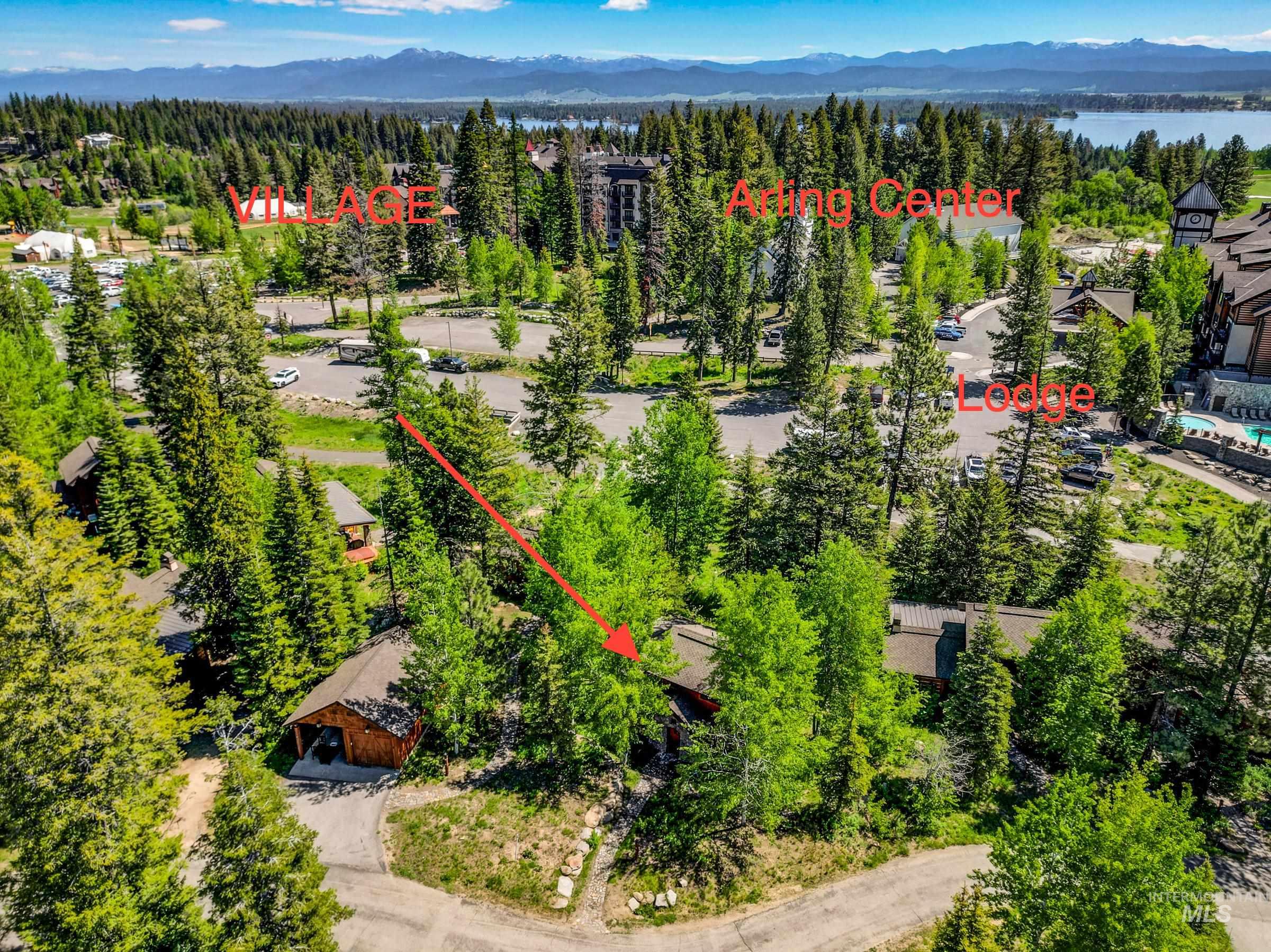 5 Rock Creek Court, Donnelly, Idaho 83615, 2 Bedrooms, 2.5 Bathrooms, Residential For Sale, Price $1,295,000,MLS 98984920