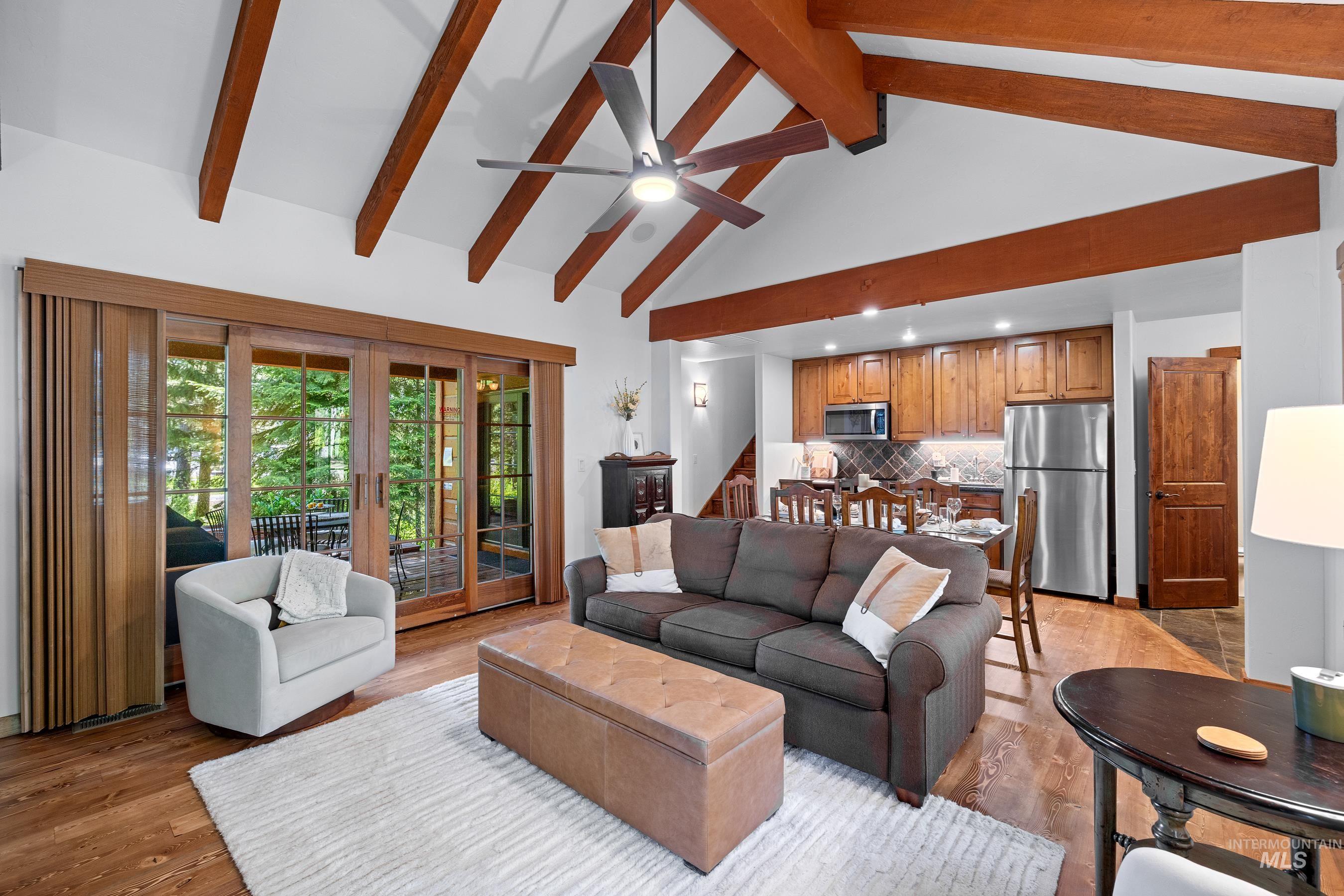 5 Rock Creek Court, Donnelly, Idaho 83615, 2 Bedrooms, 2.5 Bathrooms, Residential For Sale, Price $1,295,000,MLS 98984920
