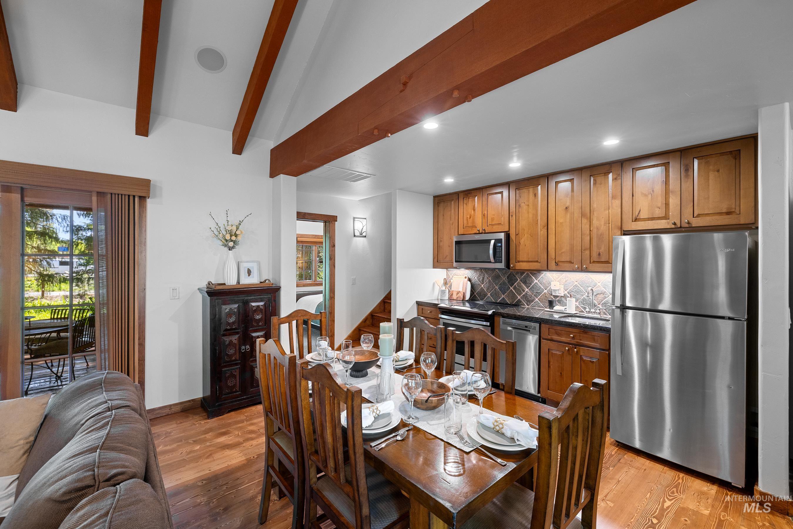 5 Rock Creek Court, Donnelly, Idaho 83615, 2 Bedrooms, 2.5 Bathrooms, Residential For Sale, Price $1,295,000,MLS 98984920