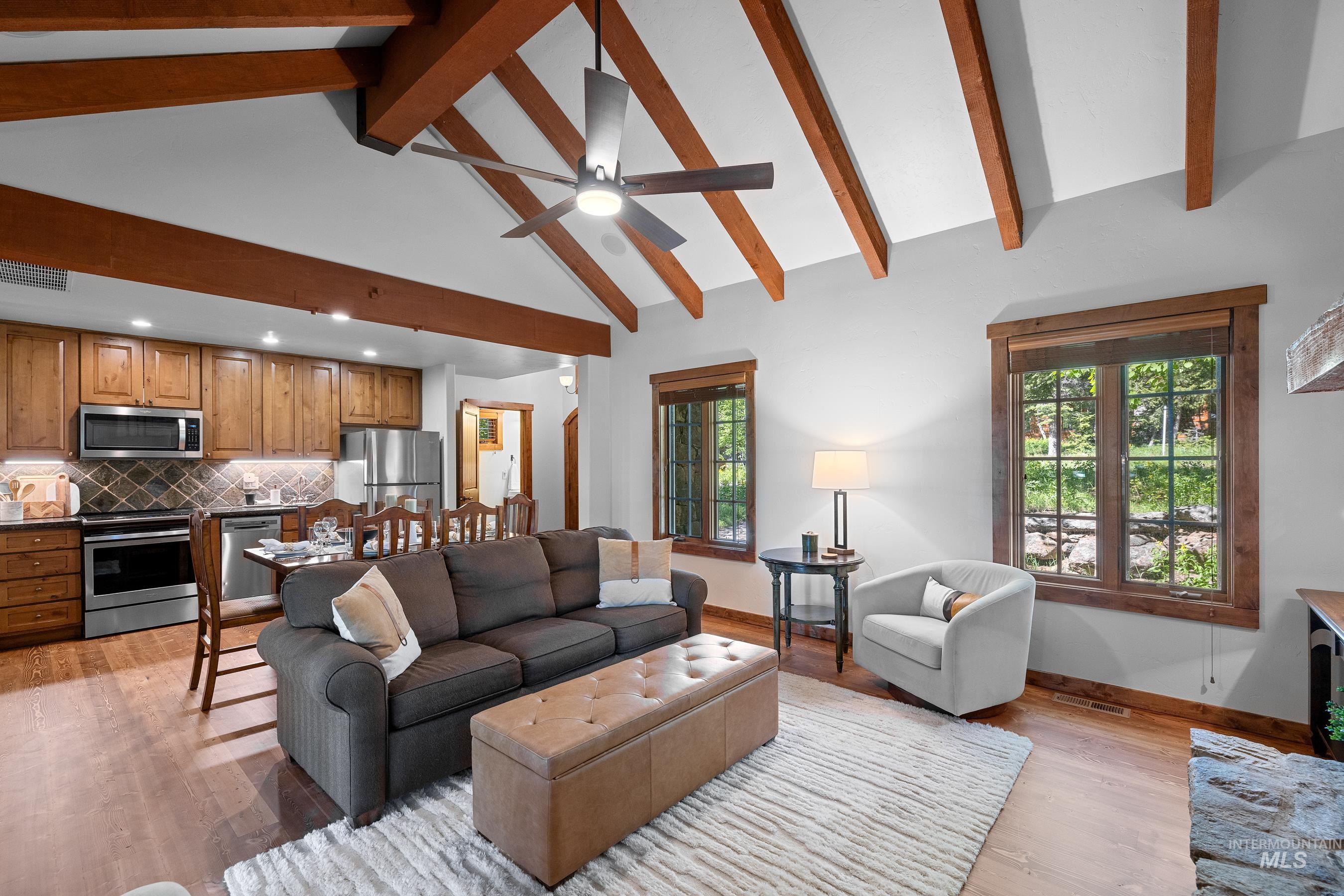 5 Rock Creek Court, Donnelly, Idaho 83615, 2 Bedrooms, 2.5 Bathrooms, Residential For Sale, Price $1,295,000,MLS 98984920