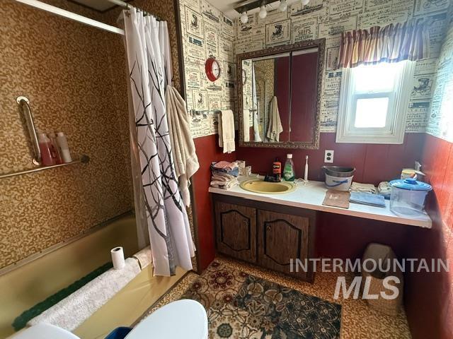 140 Brownlee Loop Rd, Horseshoe Bend, Idaho 83629, 2 Bedrooms, 1 Bathroom, Residential For Sale, Price $325,000,MLS 98984921