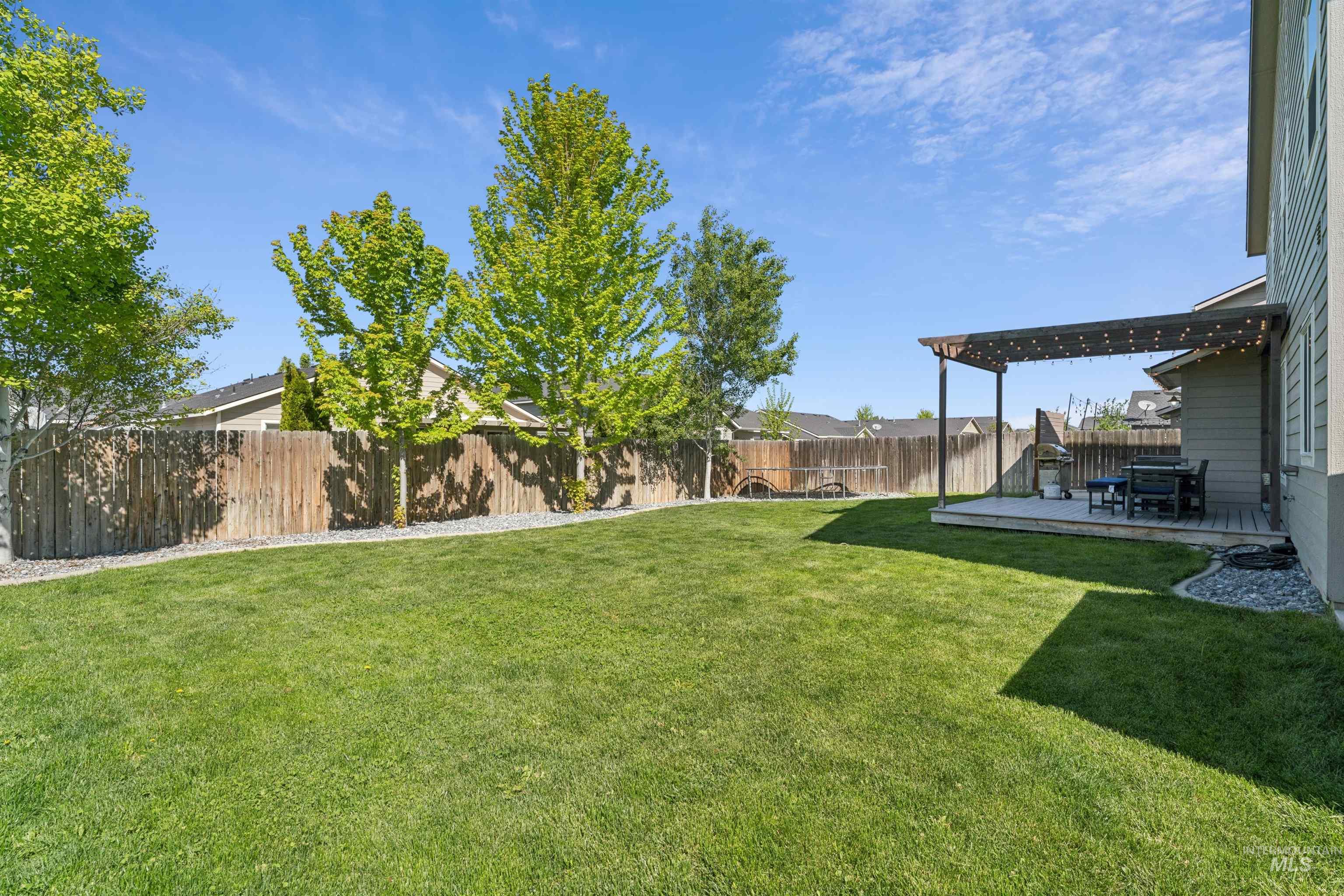 16731 N Clover Valley Way, Nampa, Idaho 83687, 5 Bedrooms, 3 Bathrooms, Residential For Sale, Price $515,000,MLS 98984923