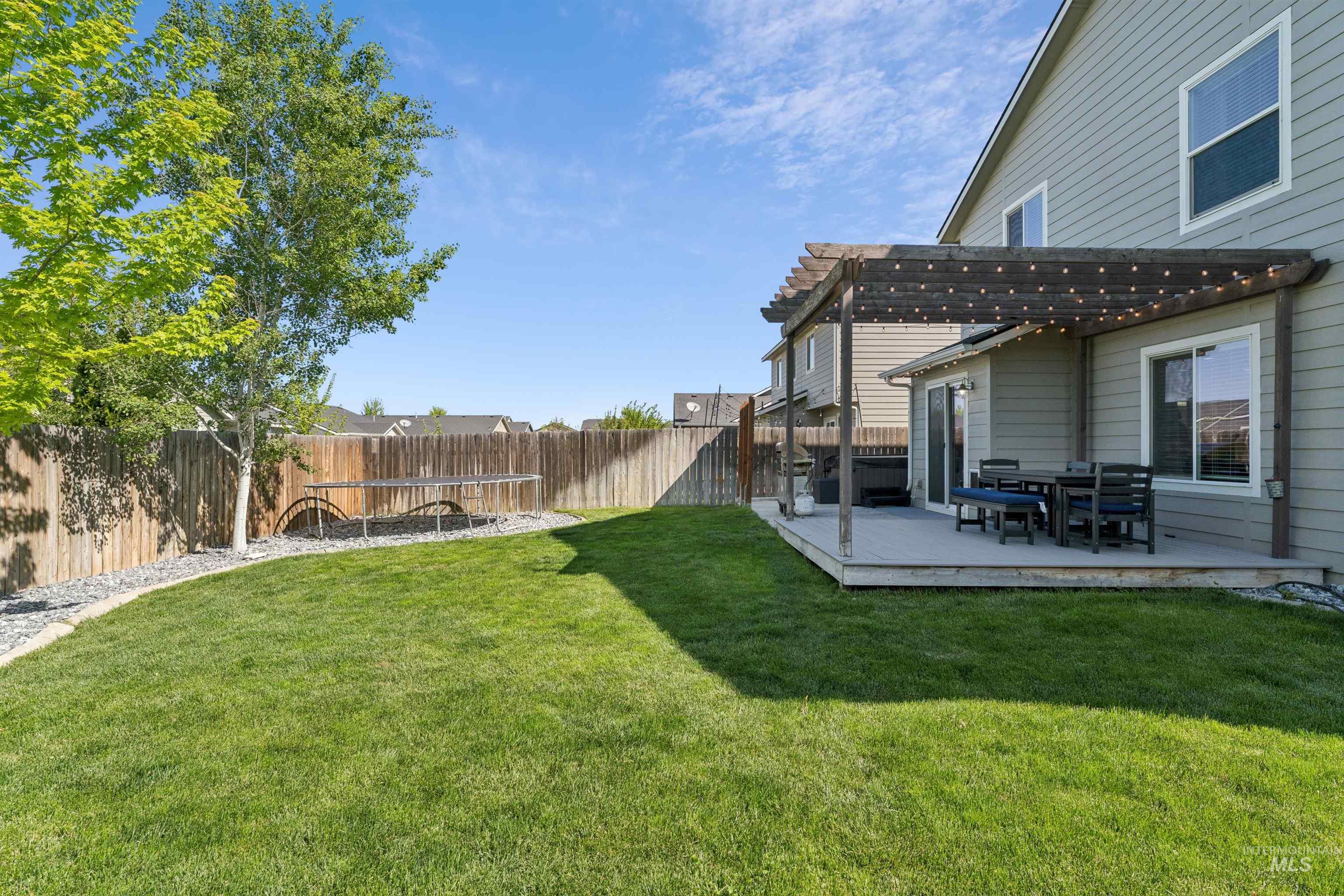 16731 N Clover Valley Way, Nampa, Idaho 83687, 5 Bedrooms, 3 Bathrooms, Residential For Sale, Price $515,000,MLS 98984923