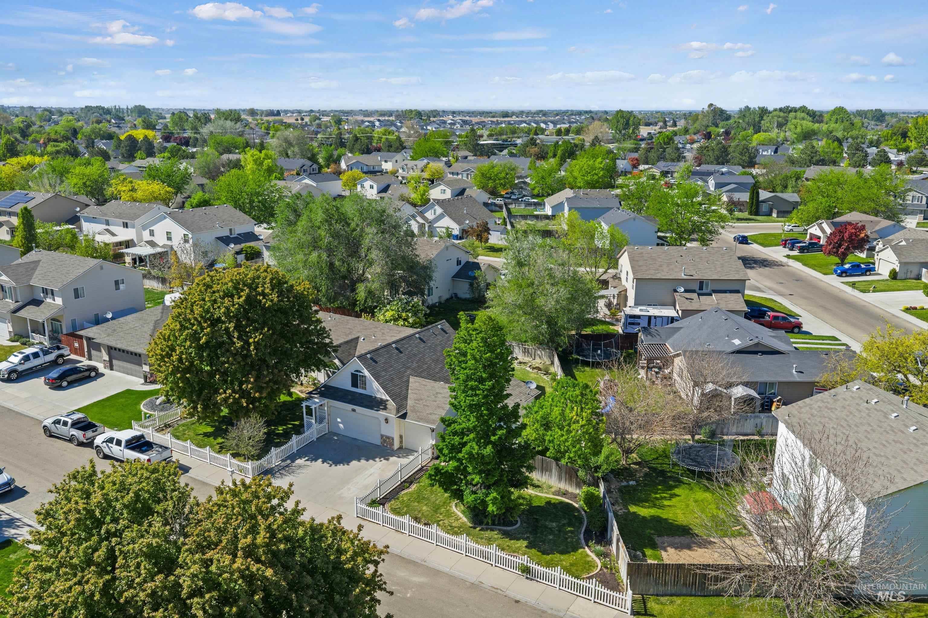 2346 W. Ocean Pointe Ave., Nampa, Idaho 83651, 4 Bedrooms, 2 Bathrooms, Residential For Sale, Price $449,900,MLS 98984926