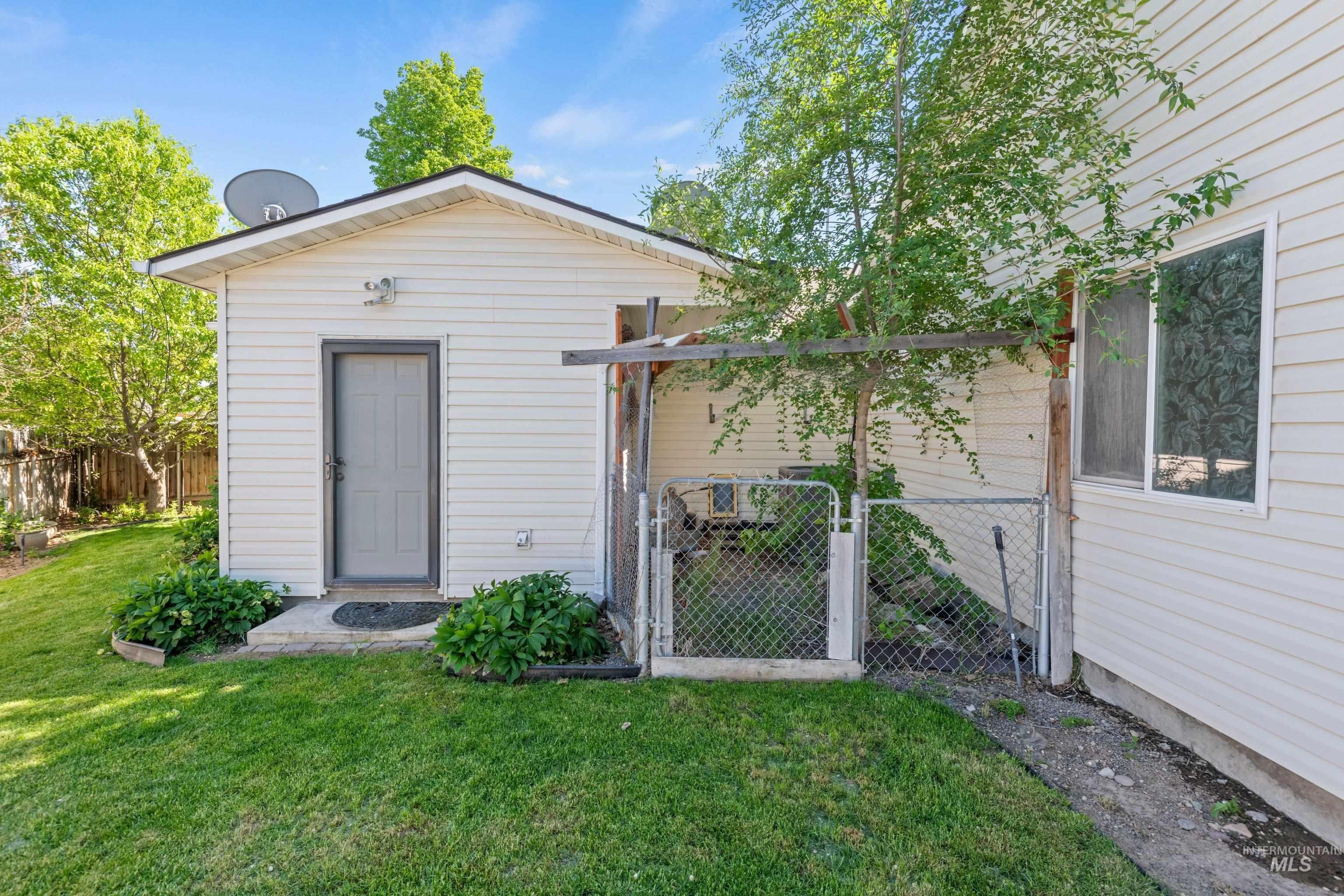 2346 W. Ocean Pointe Ave., Nampa, Idaho 83651, 4 Bedrooms, 2 Bathrooms, Residential For Sale, Price $449,900,MLS 98984926