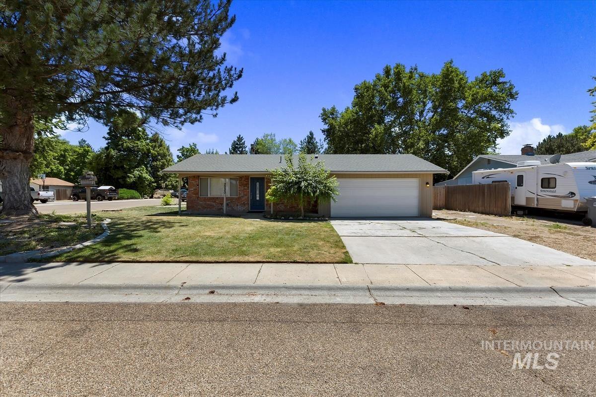 2220 Big Sky St, Caldwell, Idaho 83605, 5 Bedrooms, 2.5 Bathrooms, Residential For Sale, Price $485,000,MLS 98984931