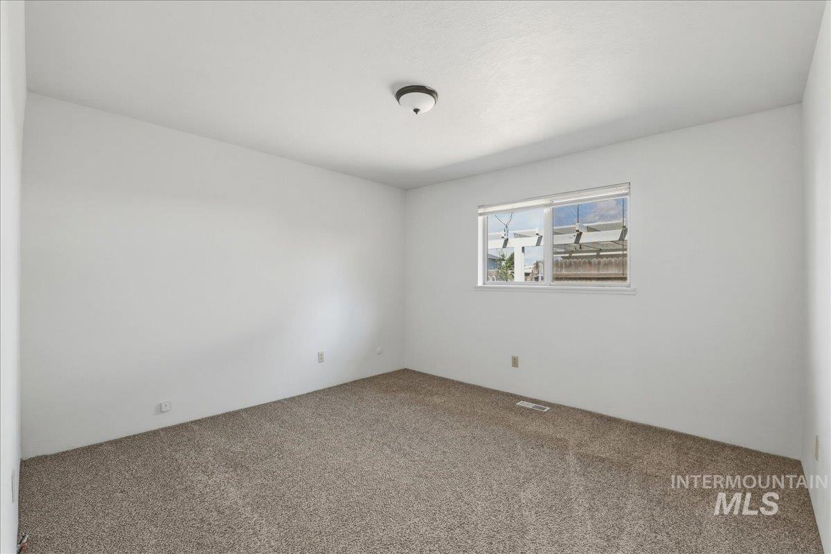 2220 Big Sky St, Caldwell, Idaho 83605, 5 Bedrooms, 2.5 Bathrooms, Residential For Sale, Price $485,000,MLS 98984931