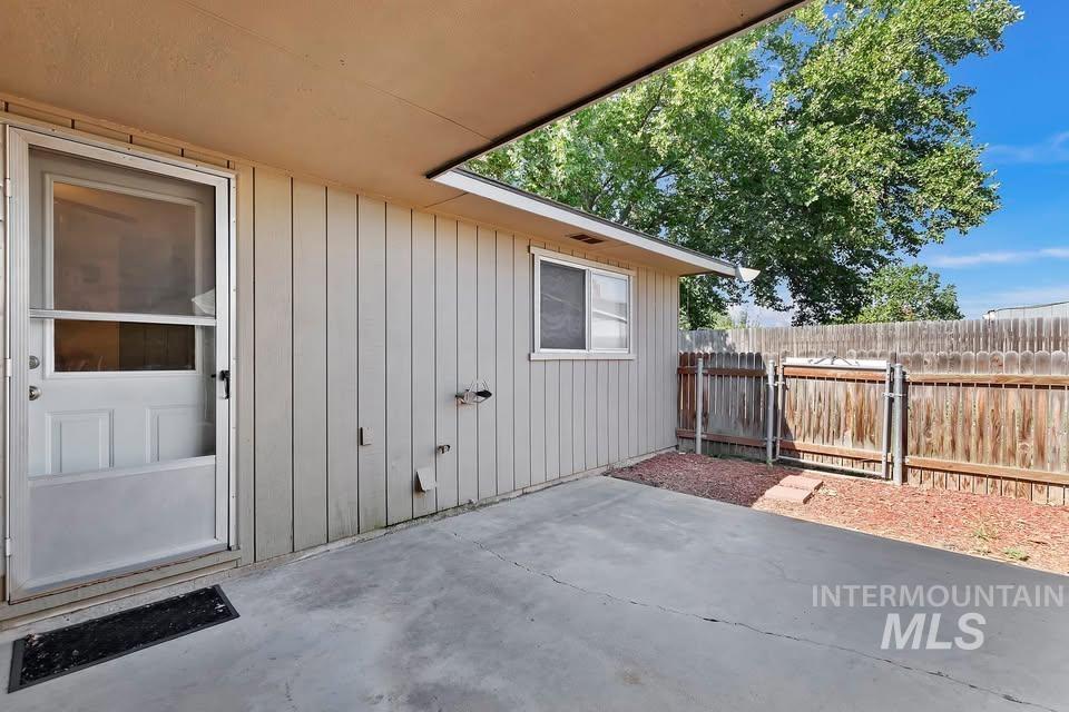 2220 Big Sky St, Caldwell, Idaho 83605, 5 Bedrooms, 2.5 Bathrooms, Residential For Sale, Price $470,000, 98984931