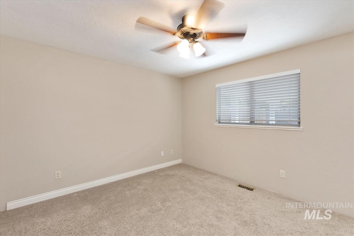2220 Big Sky St, Caldwell, Idaho 83605, 3 Bedrooms, 1.5 Bathrooms, Residential Income For Sale, Price $485,000, 98984932