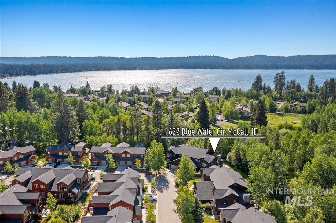 622 Blue Water Circle, McCall, Idaho 83638, 3 Bedrooms, 3.5 Bathrooms, Residential For Sale, Price $1,372,000,MLS 98984933