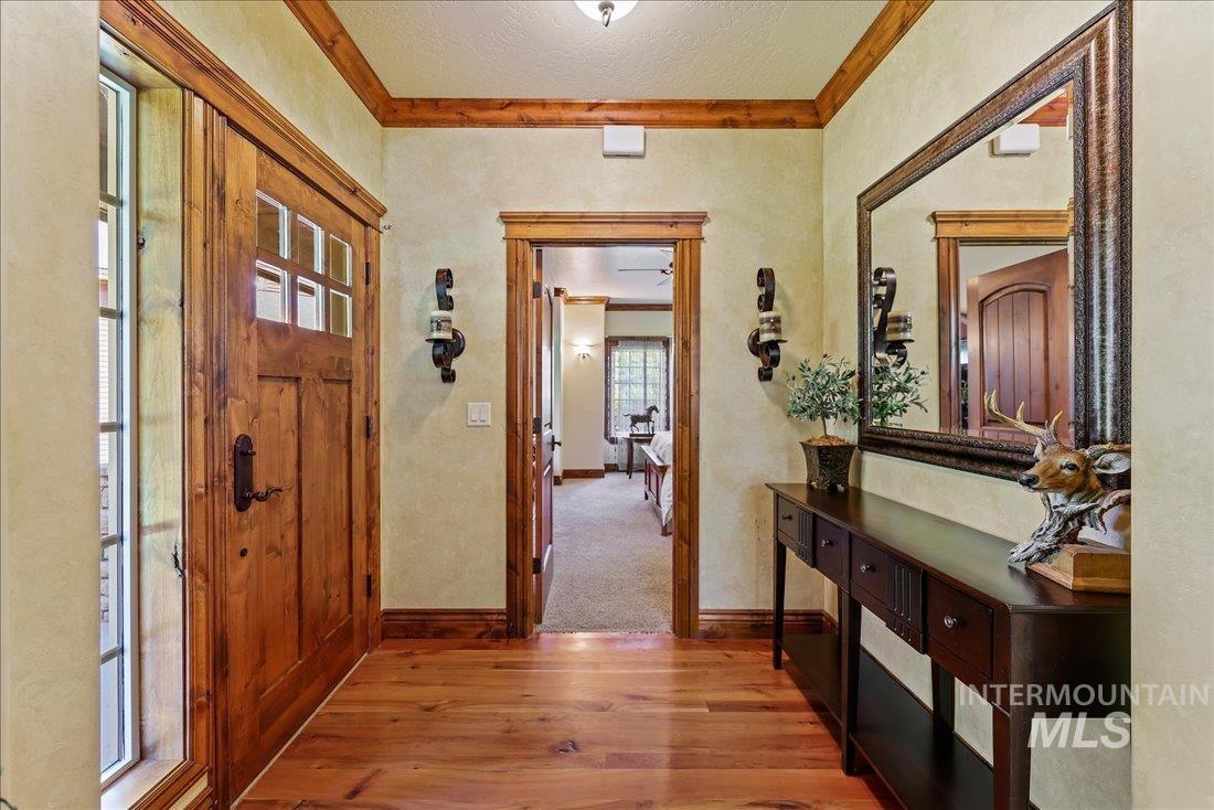 622 Blue Water Circle, McCall, Idaho 83638, 3 Bedrooms, 3.5 Bathrooms, Residential For Sale, Price $1,372,000,MLS 98984933
