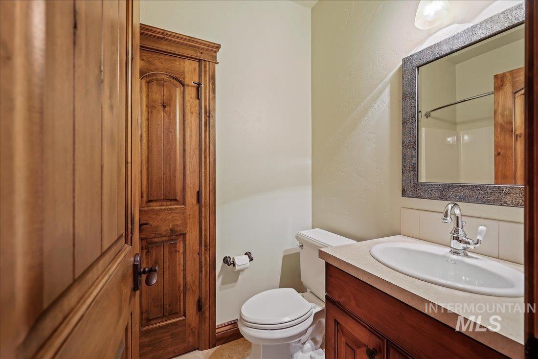 622 Blue Water Circle, McCall, Idaho 83638, 3 Bedrooms, 3.5 Bathrooms, Residential For Sale, Price $1,372,000,MLS 98984933