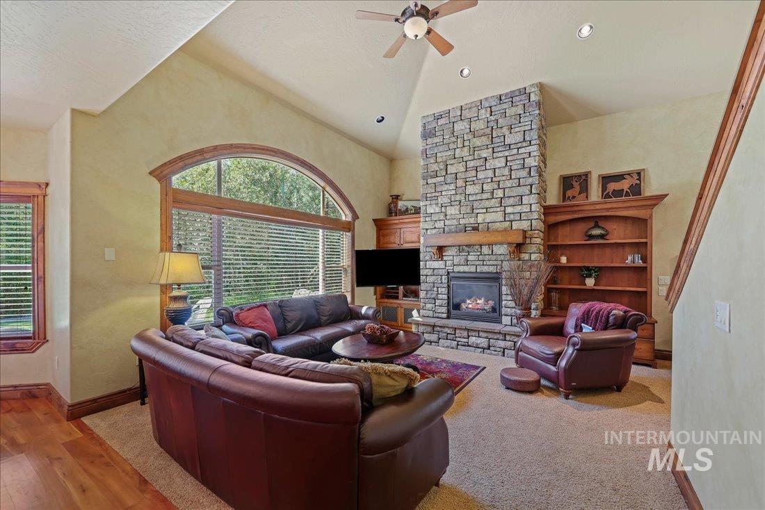 622 Blue Water Circle, McCall, Idaho 83638, 3 Bedrooms, 3.5 Bathrooms, Residential For Sale, Price $1,372,000,MLS 98984933