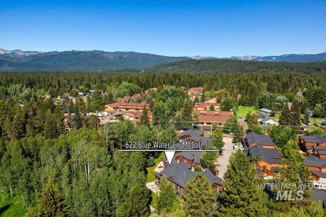 622 Blue Water Circle, McCall, Idaho 83638, 3 Bedrooms, 3.5 Bathrooms, Residential For Sale, Price $1,372,000,MLS 98984933