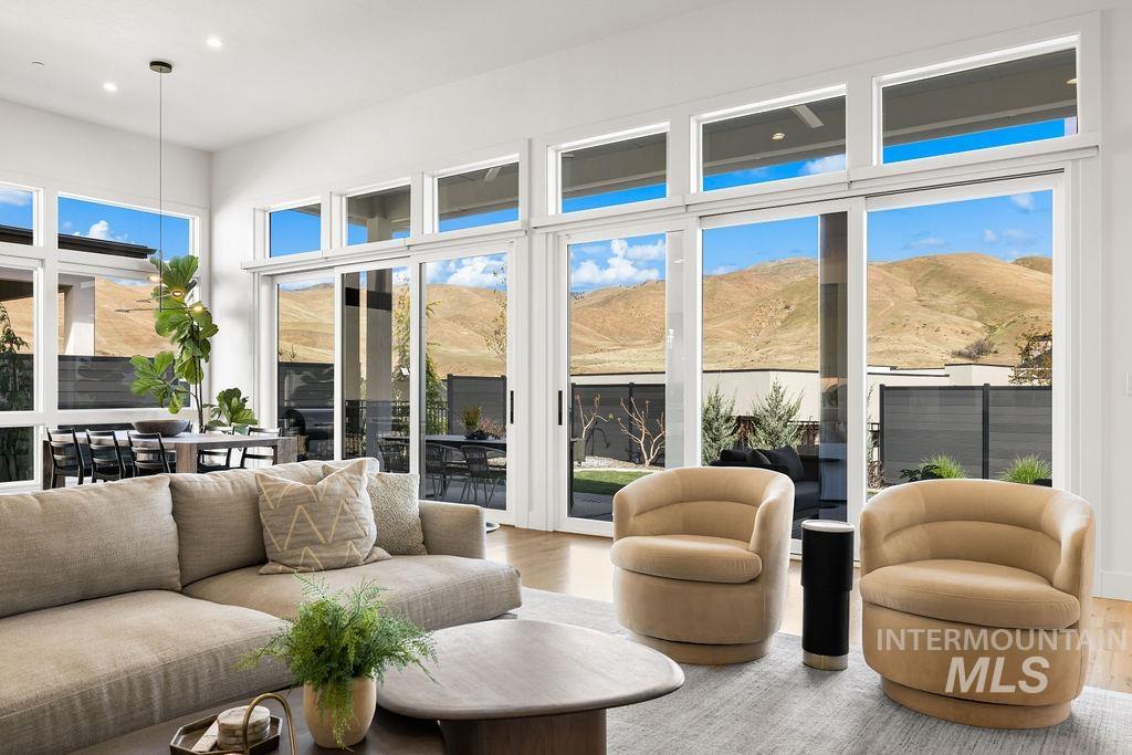 2548 S Linnet Place, Boise, Idaho 83716, 4 Bedrooms, 3.5 Bathrooms, Residential For Sale, Price $1,687,000,MLS 98984941