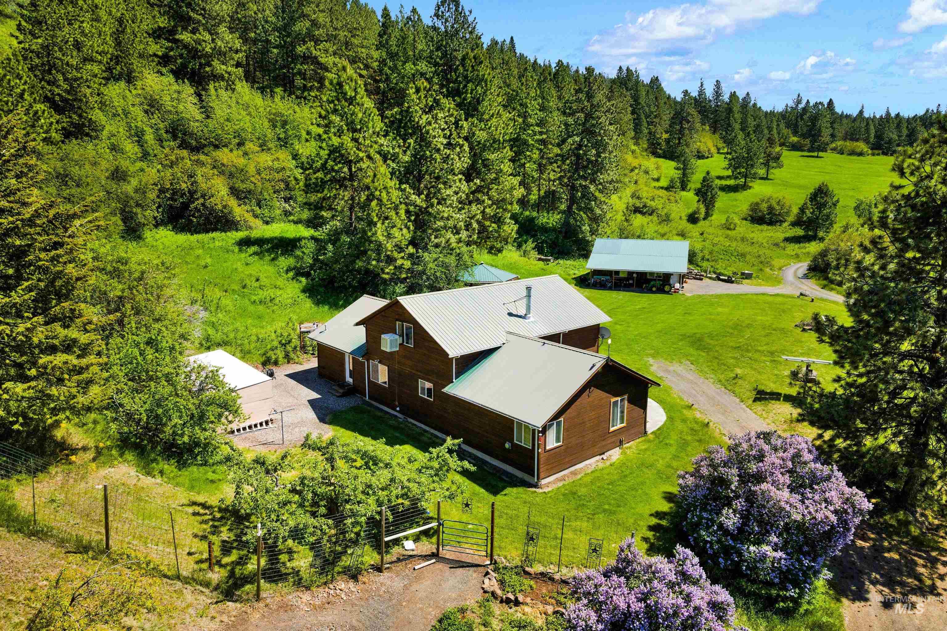 192 Short Cut Road, White Bird, Idaho 83554, 3 Bedrooms, 2 Bathrooms, Residential For Sale, Price $1,875,000,MLS 98984942