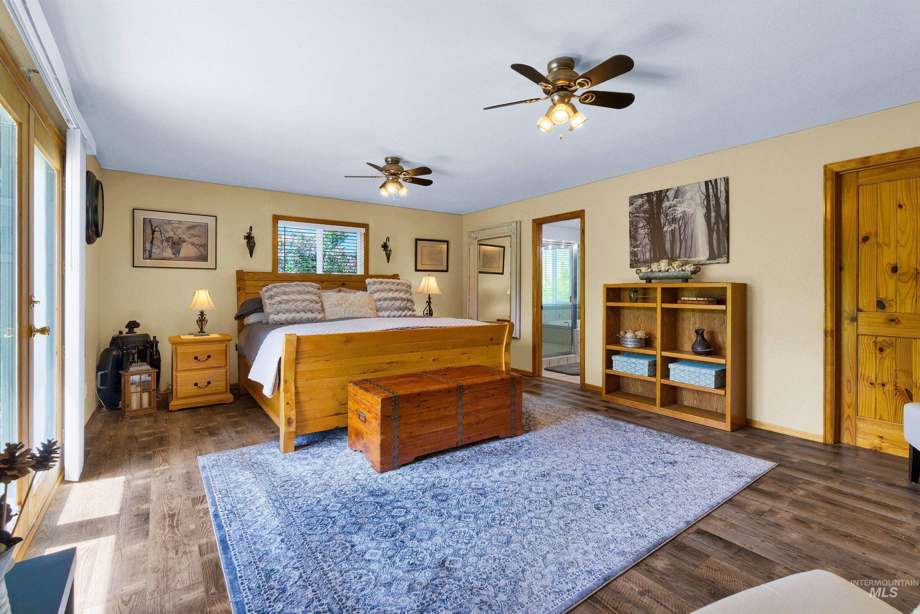 192 Short Cut Road, White Bird, Idaho 83554, 3 Bedrooms, 2 Bathrooms, Residential For Sale, Price $1,875,000,MLS 98984942