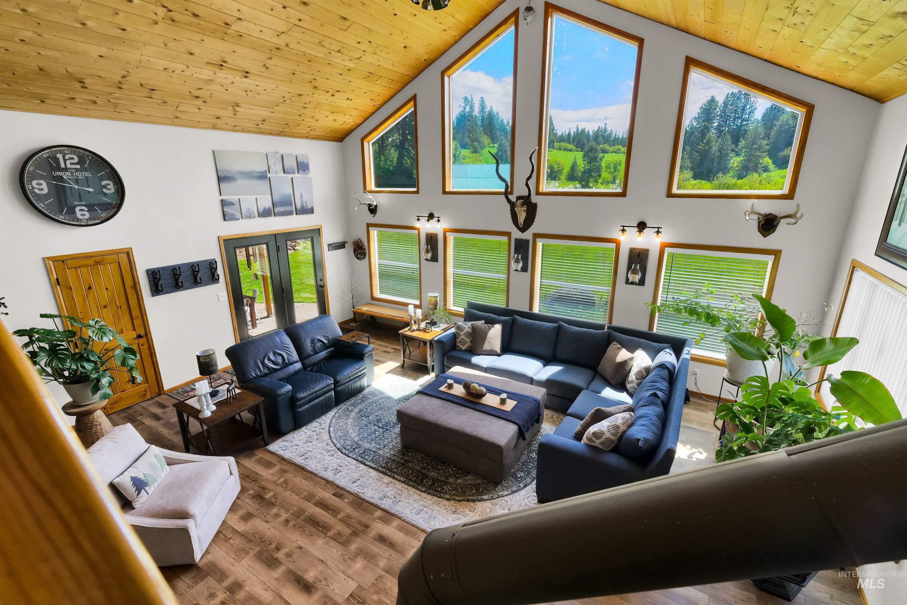 192 Short Cut Road, White Bird, Idaho 83554, 3 Bedrooms, 2 Bathrooms, Residential For Sale, Price $1,875,000,MLS 98984942