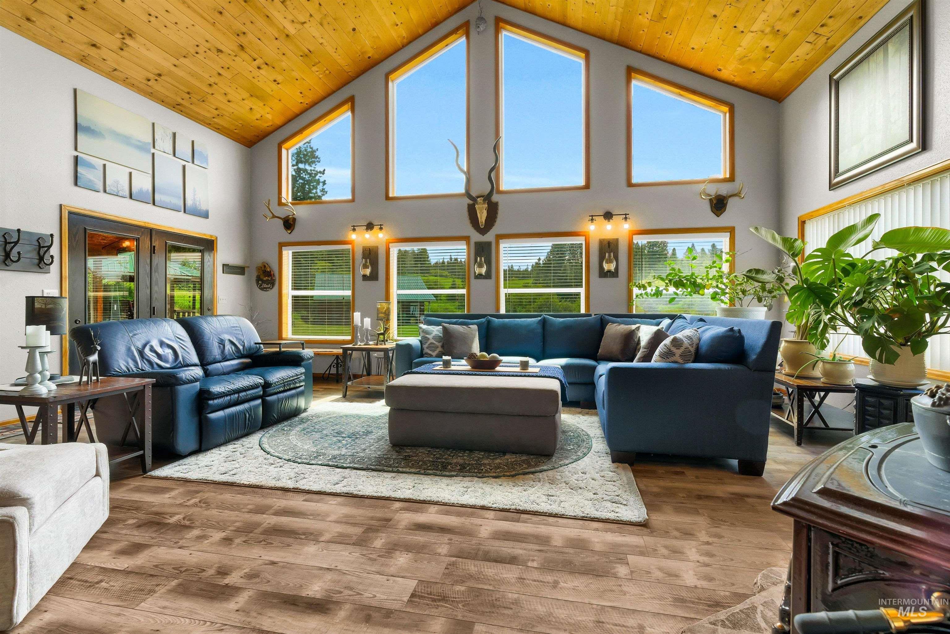 192 Short Cut Road, White Bird, Idaho 83554, 3 Bedrooms, 2 Bathrooms, Residential For Sale, Price $1,875,000,MLS 98984942