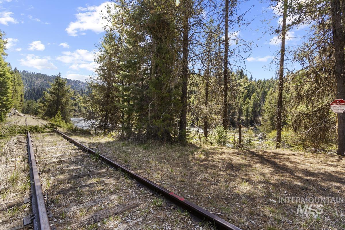 219 Tripod View Drive, Cascade, Idaho 83611, Land For Sale, Price $565,000,MLS 98984944