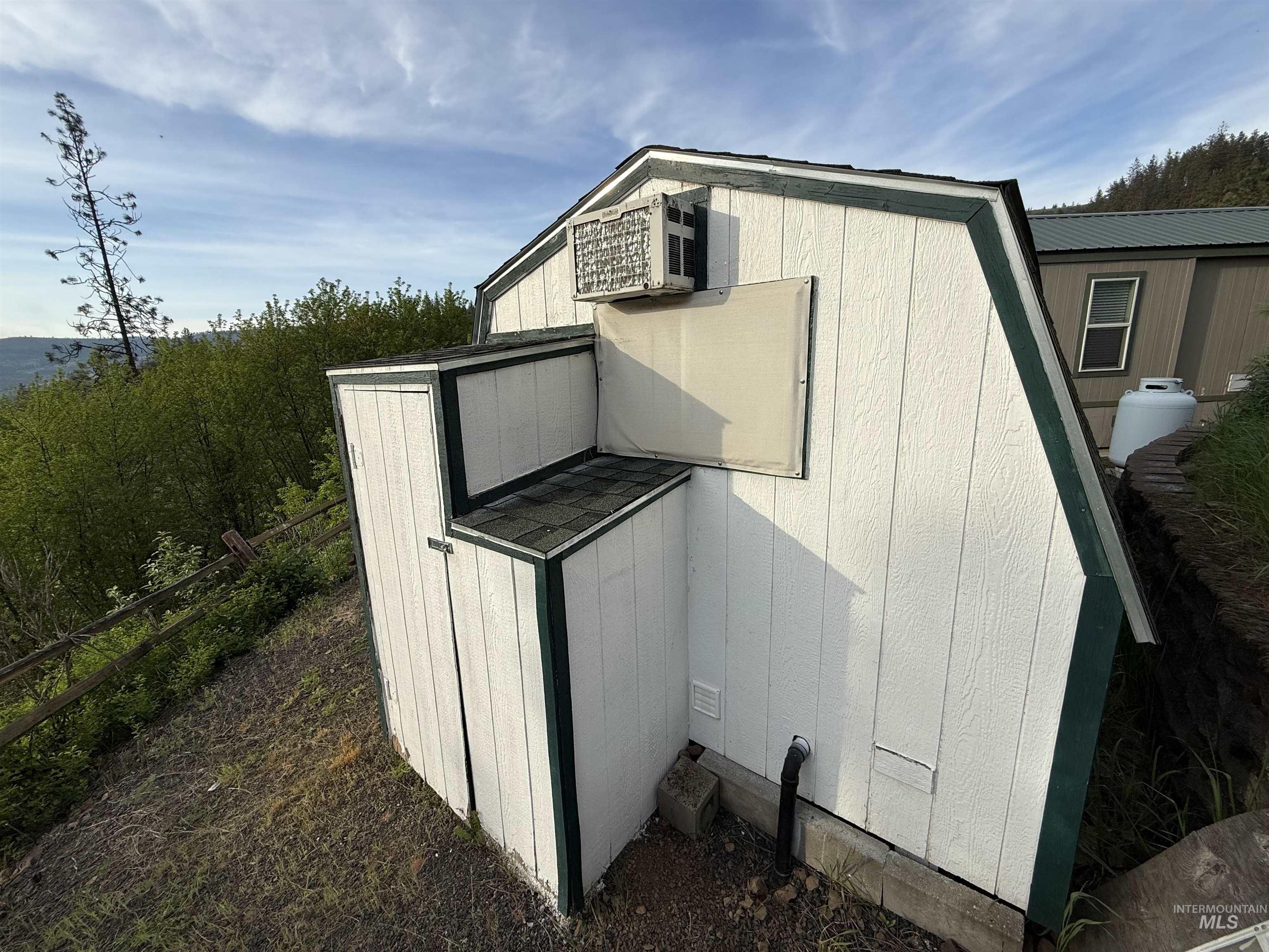 106 Lolo St, Kamiah, Idaho 83536, 1 Bedroom, 1 Bathroom, Residential For Sale, Price $199,900,MLS 98984946
