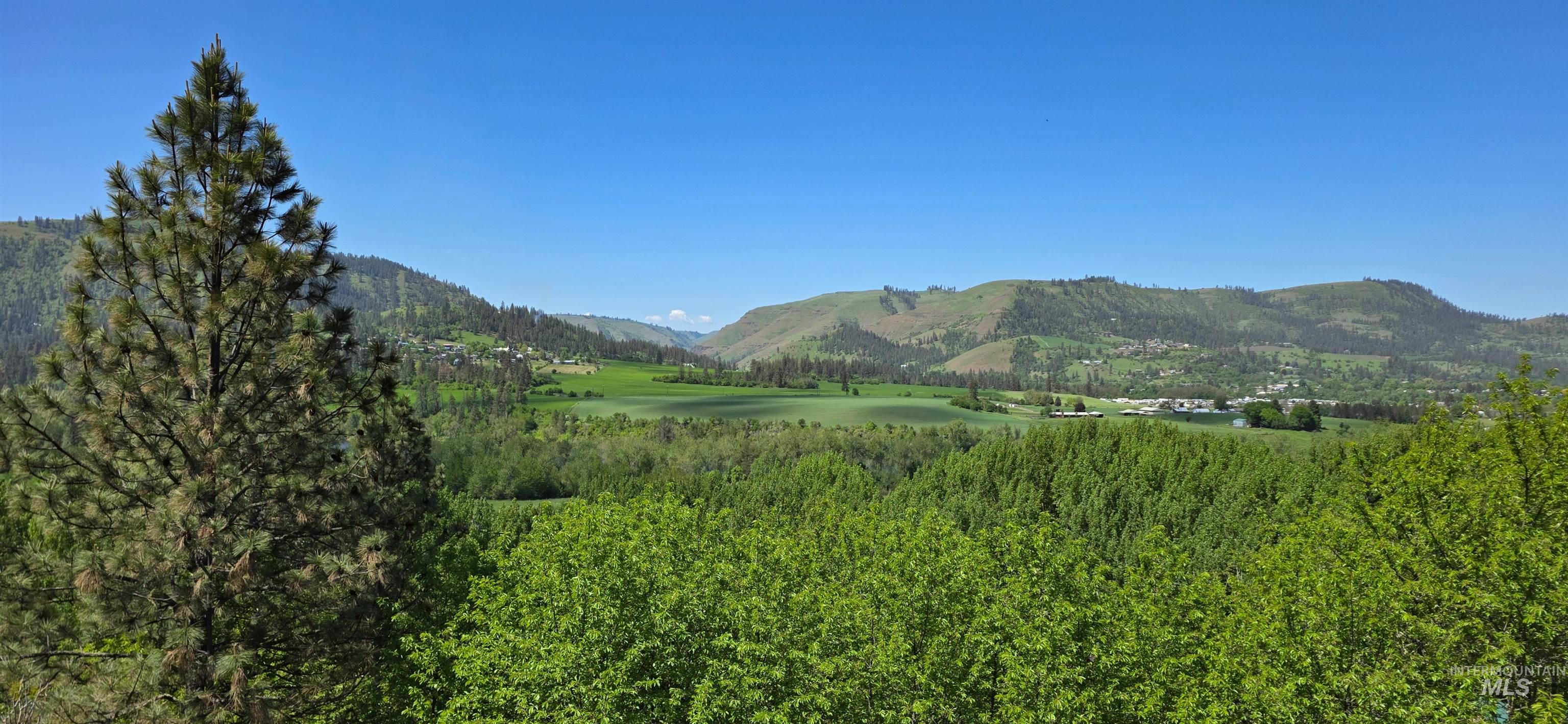 106 Lolo St, Kamiah, Idaho 83536, 1 Bedroom, 1 Bathroom, Residential For Sale, Price $199,900,MLS 98984946