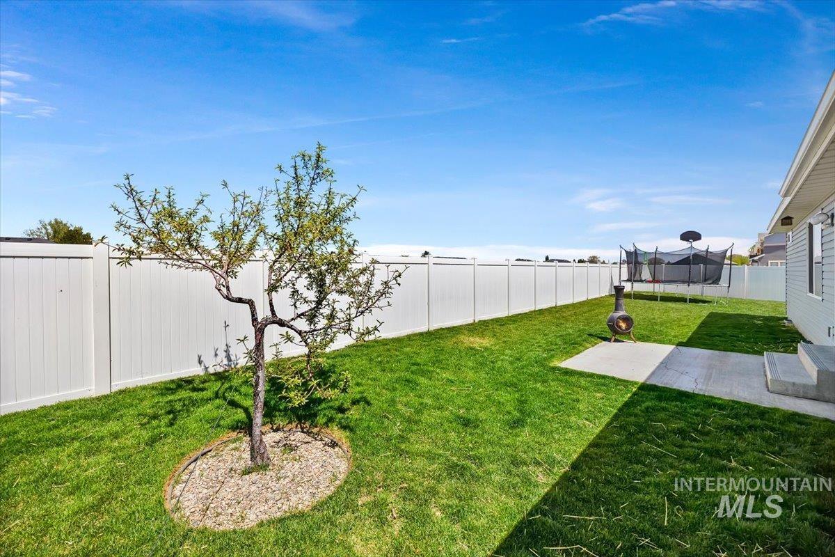1202 Noah Dr., Rupert, Idaho 83350, 3 Bedrooms, 2 Bathrooms, Residential For Sale, Price $385,000,MLS 98984947