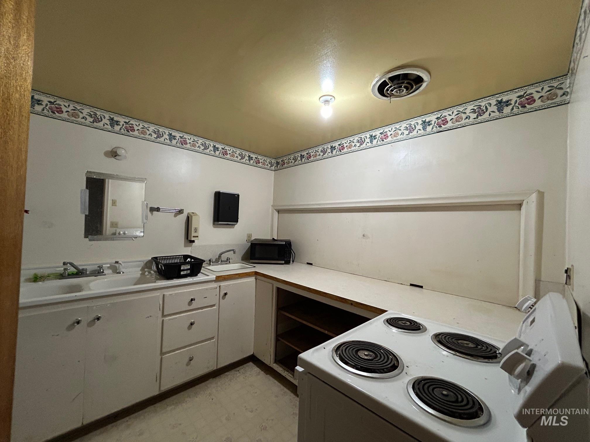 417 2nd Avenue, Lewiston, Idaho 83501, Business/Commercial For Sale, Price $185,000, 98984950