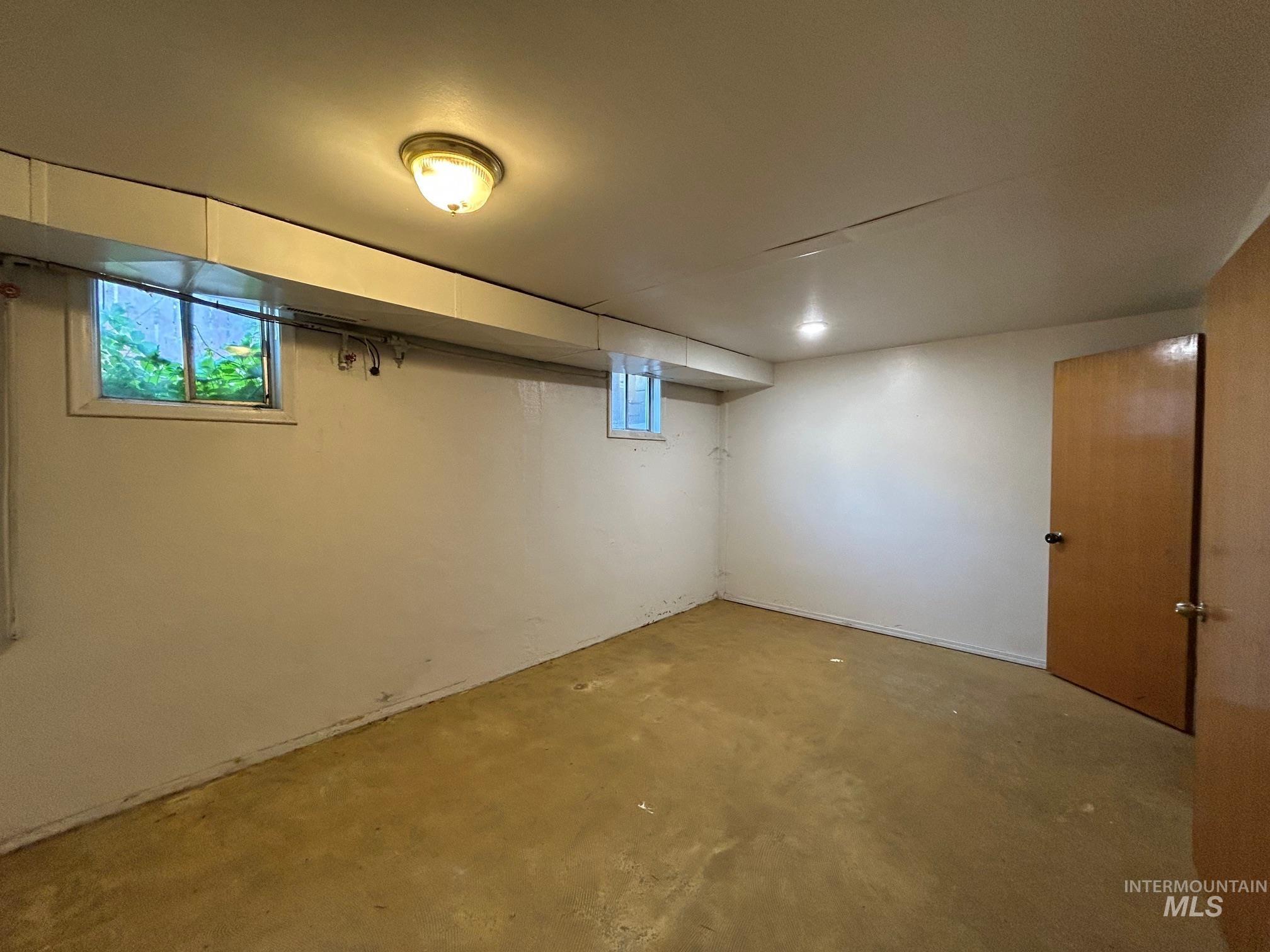 417 2nd Avenue, Lewiston, Idaho 83501, Business/Commercial For Sale, Price $185,000, 98984950