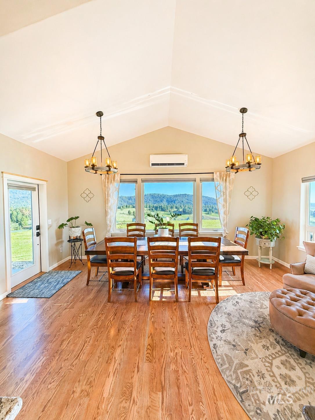1049 Libey Road, Viola, Idaho 83872, 3 Bedrooms, 3 Bathrooms, Residential For Sale, Price $1,375,000,MLS 98984954