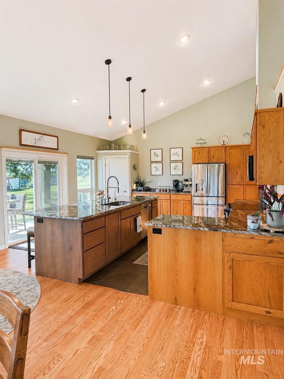 1049 Libey Road, Viola, Idaho 83872, 3 Bedrooms, 3 Bathrooms, Residential For Sale, Price $1,375,000,MLS 98984954