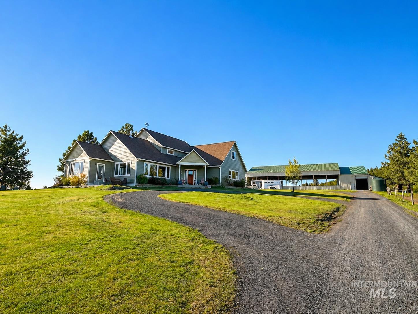 1049 Libey Road, Viola, Idaho 83872, 3 Bedrooms, 3 Bathrooms, Residential For Sale, Price $1,375,000, 98984954