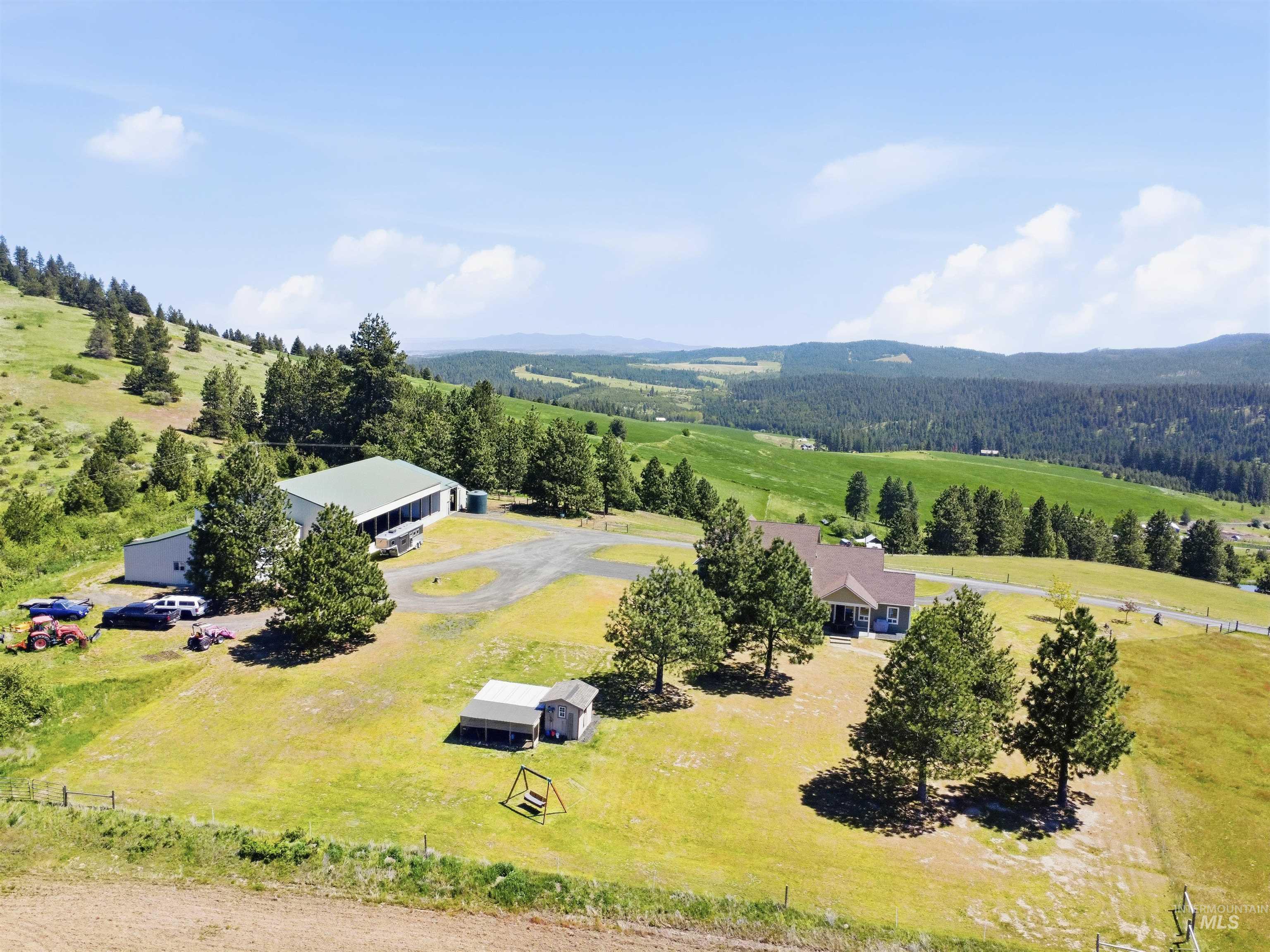 1049 Libey Road, Viola, Idaho 83872, 3 Bedrooms, 3 Bathrooms, Residential For Sale, Price $1,375,000, 98984954