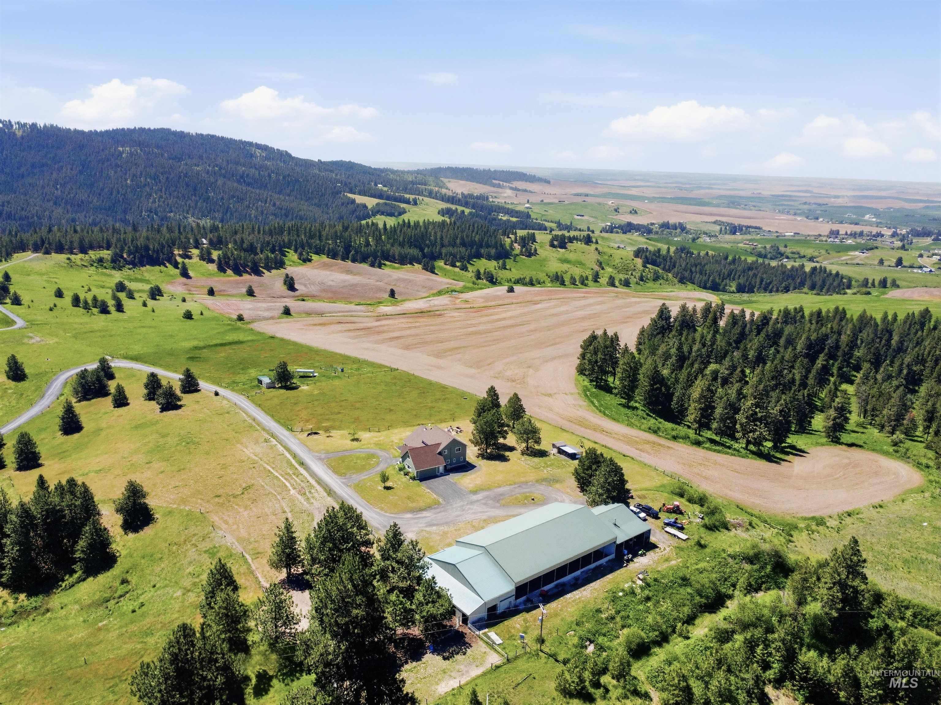 1049 Libey Road, Viola, Idaho 83872, 3 Bedrooms, 3 Bathrooms, Residential For Sale, Price $1,375,000, 98984954