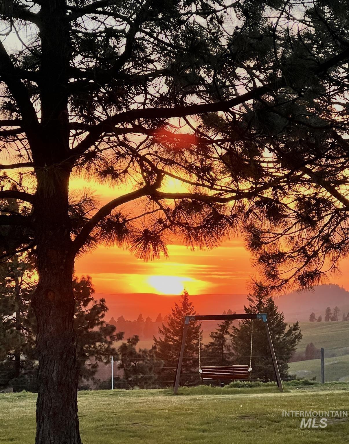 1049 Libey Road, Viola, Idaho 83872, 3 Bedrooms, 3 Bathrooms, Residential For Sale, Price $1,375,000, 98984954