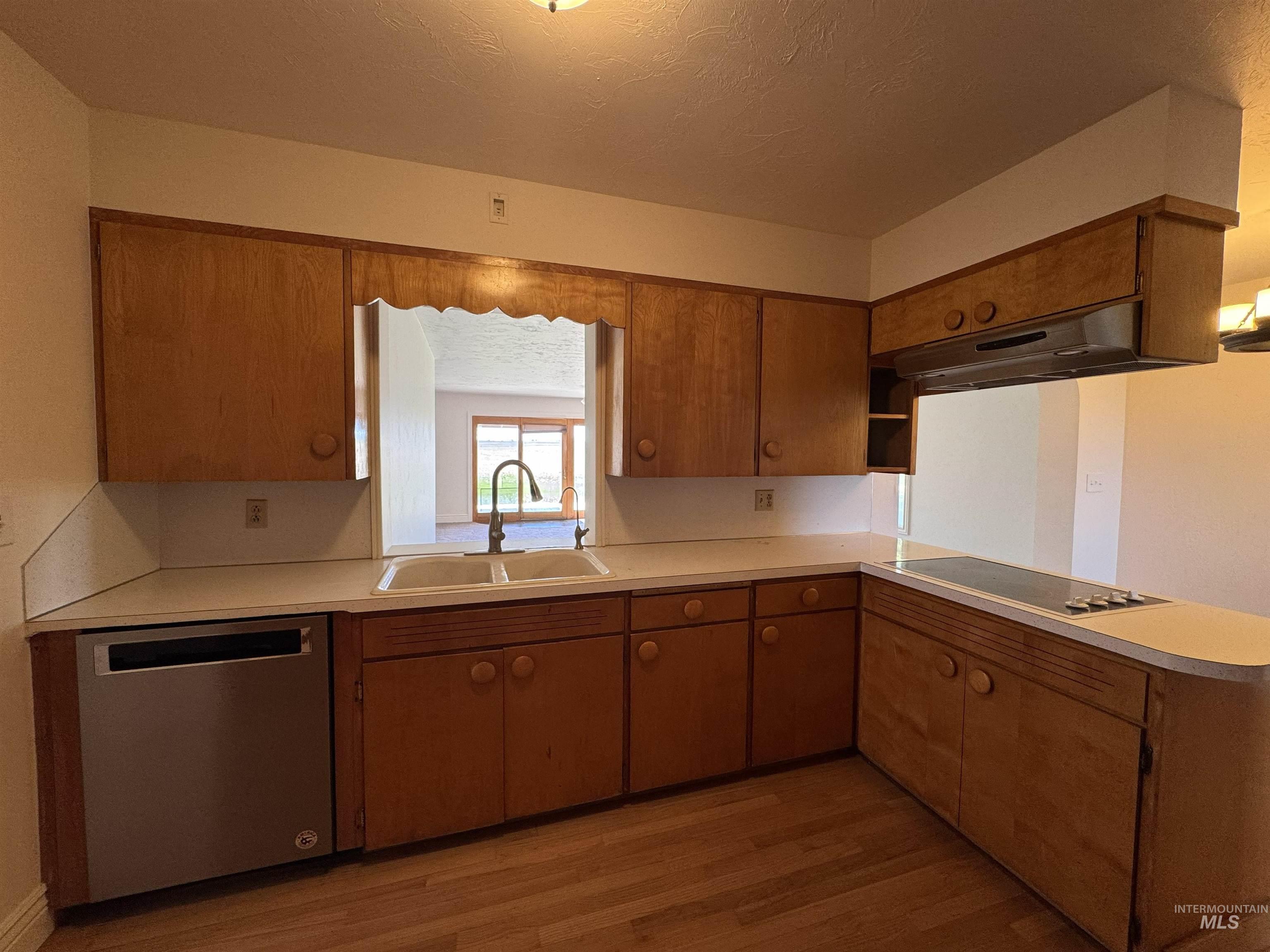 1119 East 3600 North, Buhl, Idaho 83316, 3 Bedrooms, 2 Bathrooms, Residential For Sale, Price $504,900,MLS 98984955