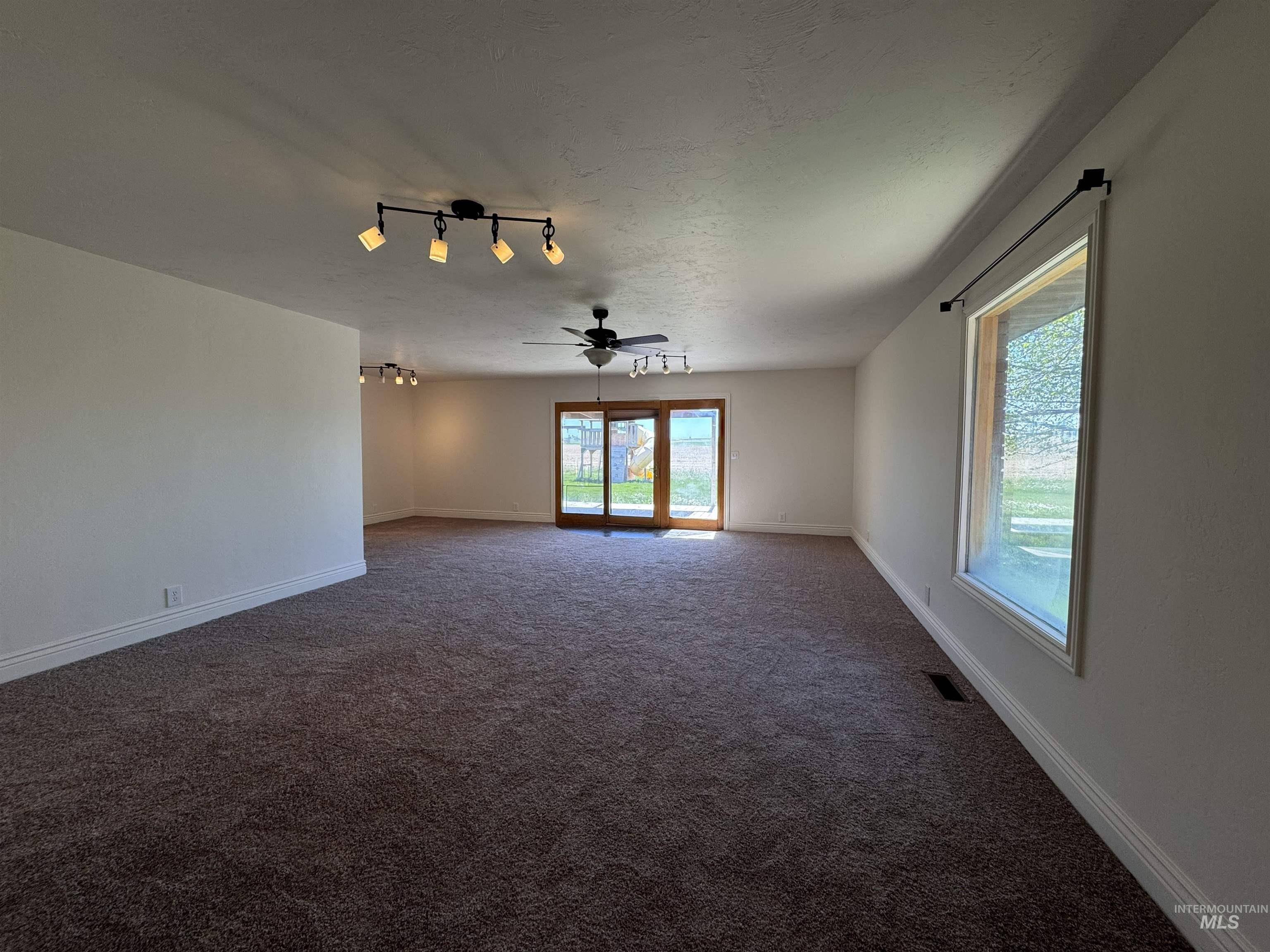 1119 East 3600 North, Buhl, Idaho 83316, 3 Bedrooms, 2 Bathrooms, Residential For Sale, Price $504,900,MLS 98984955